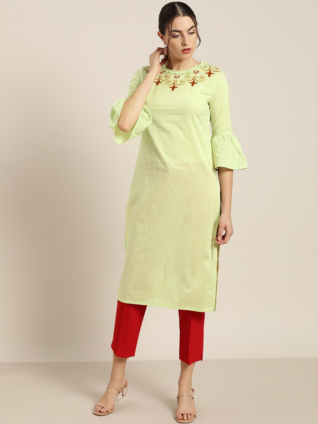 

Moda Rapido Women Green Yoke Design Pure Cotton Bell Sleeves Thread Work Kurta