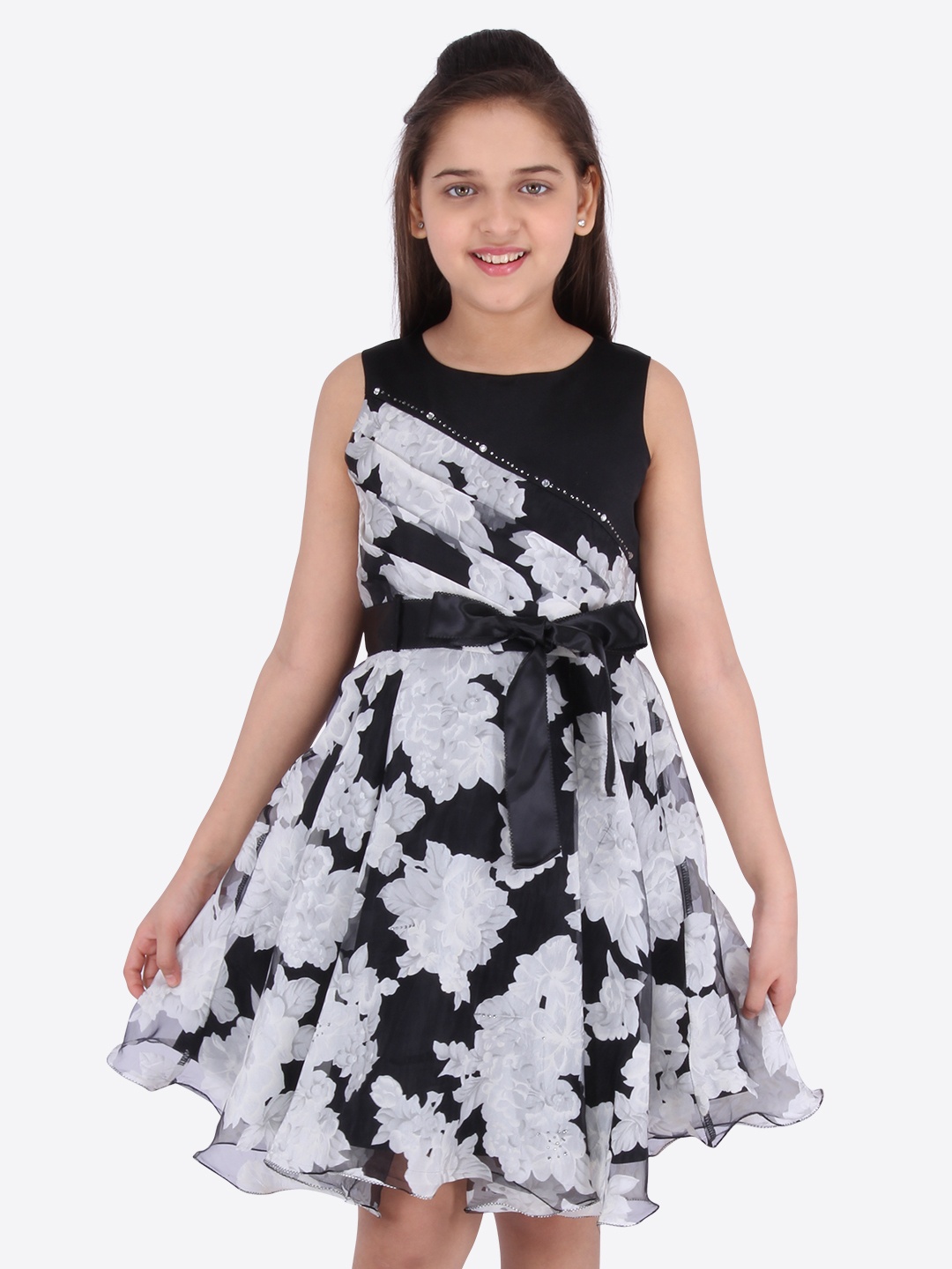 

CUTECUMBER Girls Black Printed Fit and Flare Dress