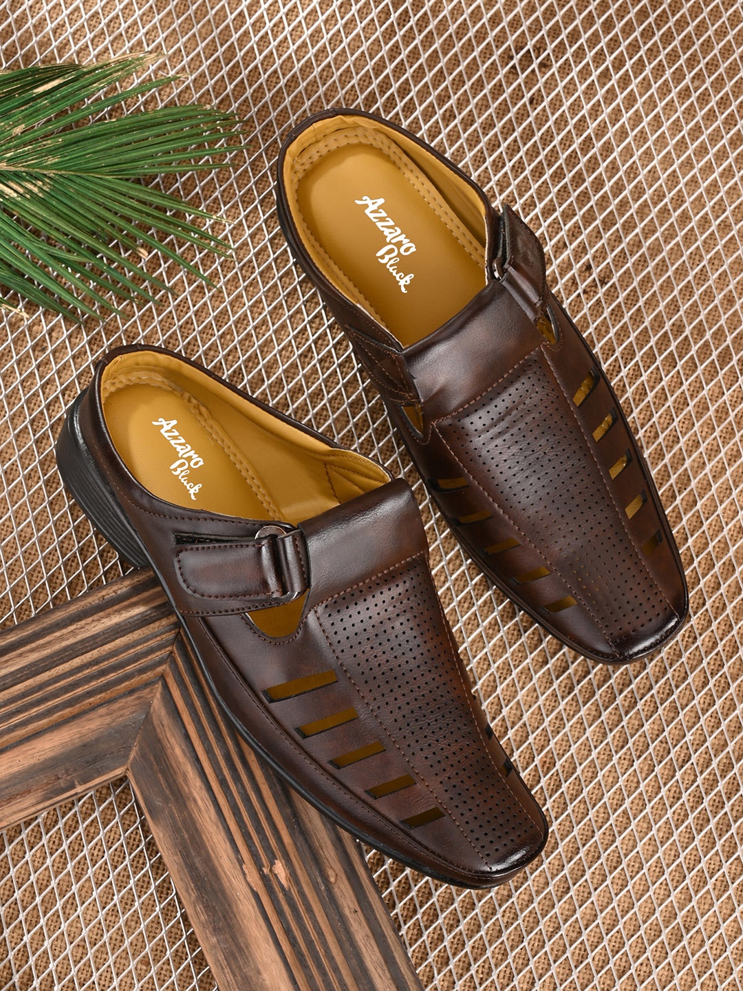 

Azzaro Black Men Brown Shoe-Style Sandals