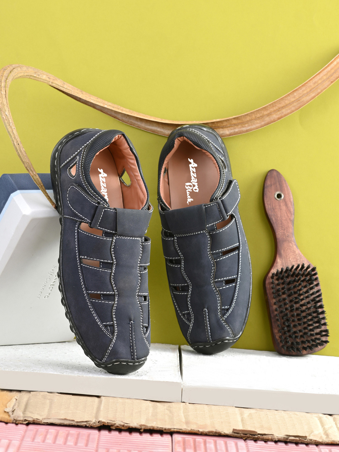 

Azzaro Black Men Blue & Black Shoe-Style Sandals