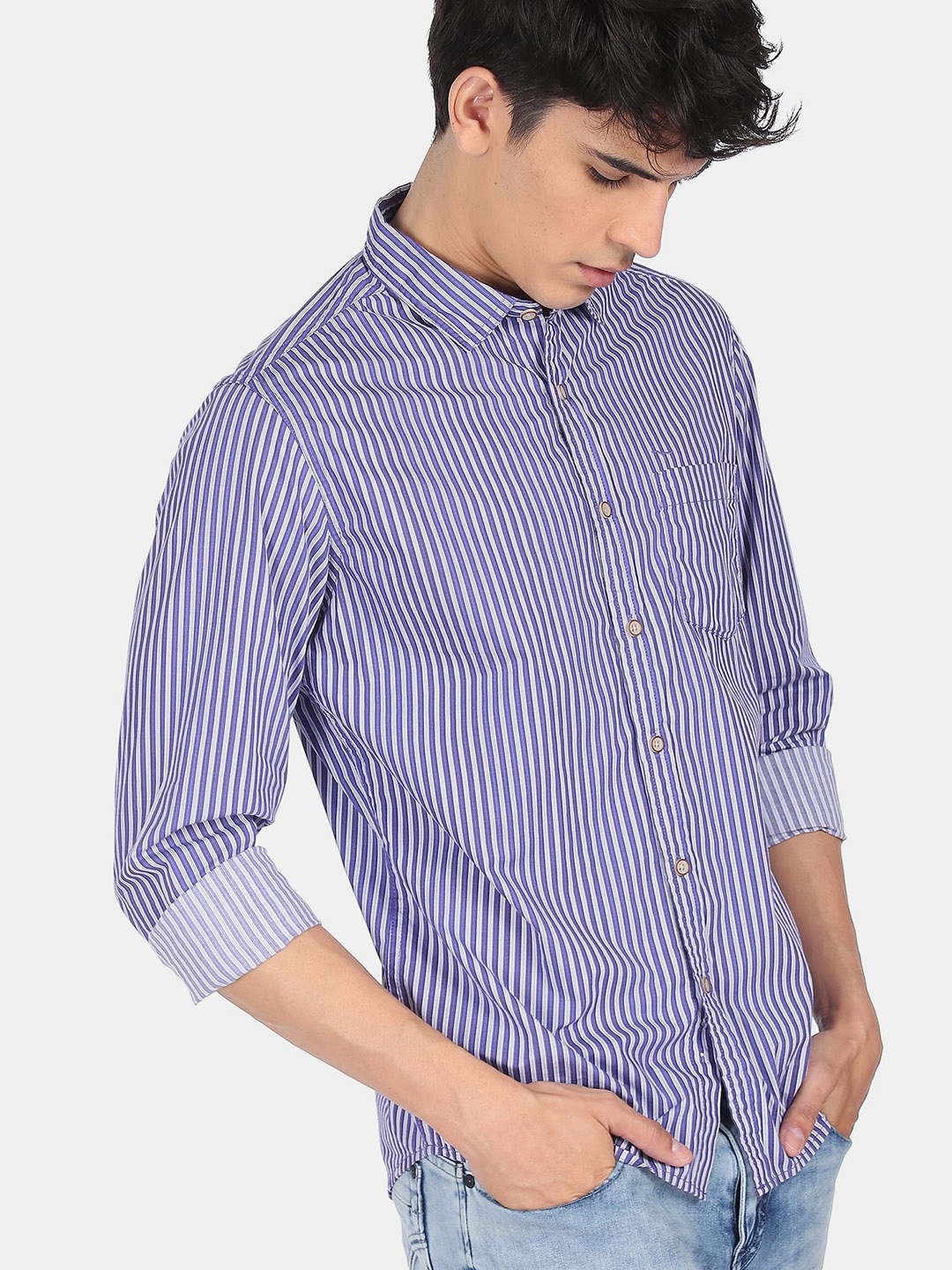 

Flying Machine Men Blue Regular Fit Striped Casual Shirt