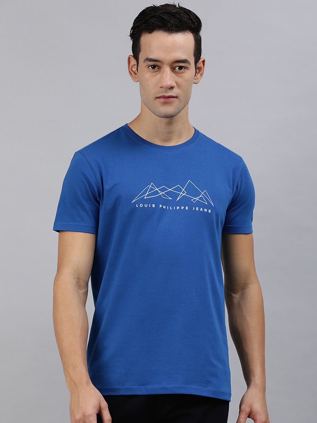 

Louis Philippe Jeans Men Blue Geometric Printed Round Neck T-shirt