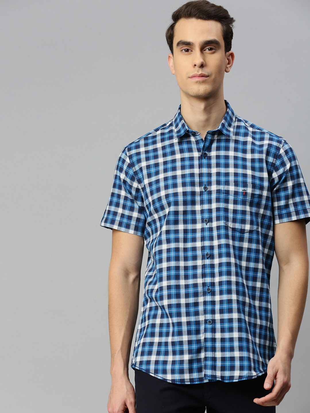 

Louis Philippe Sport Men Navy Blue & White Slim Fit Checked Casual Shirt