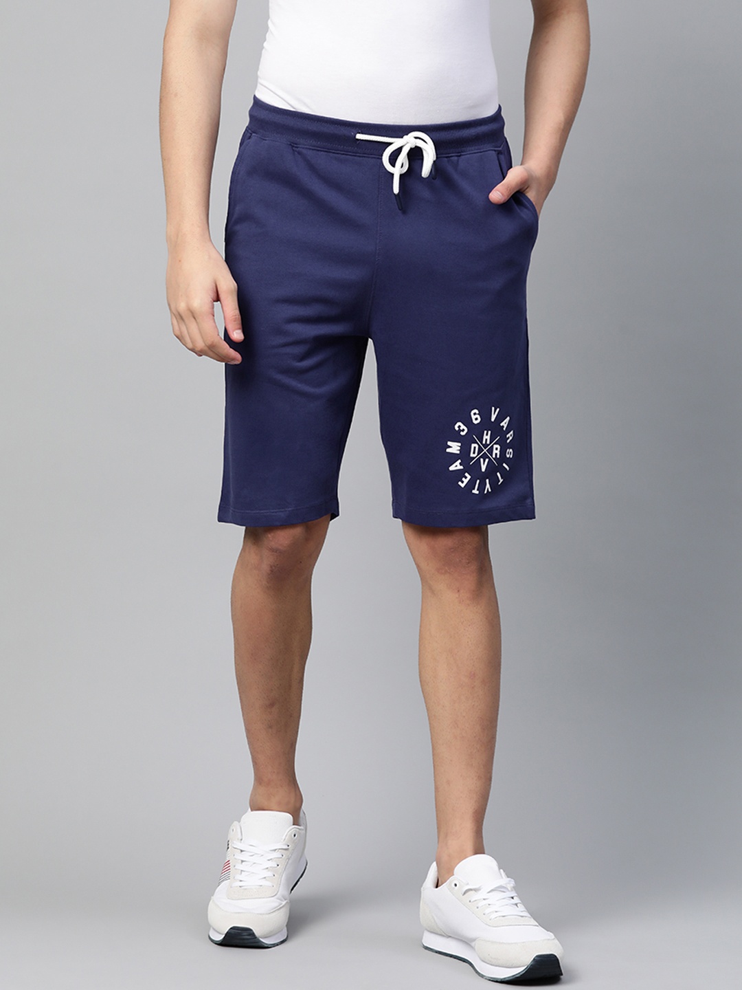 

Harvard Men Navy Blue Floral Printed Mid-Rise Cotton Regular Shorts