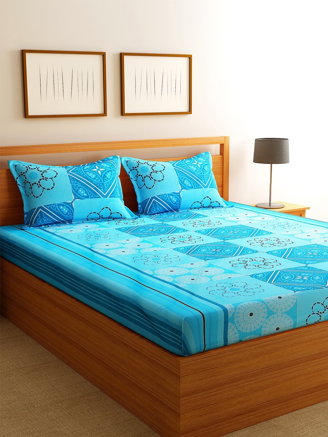

Florida Blue & Black Floral 144 TC Polycotton 1 King Bedsheet with 2 Pillow Covers