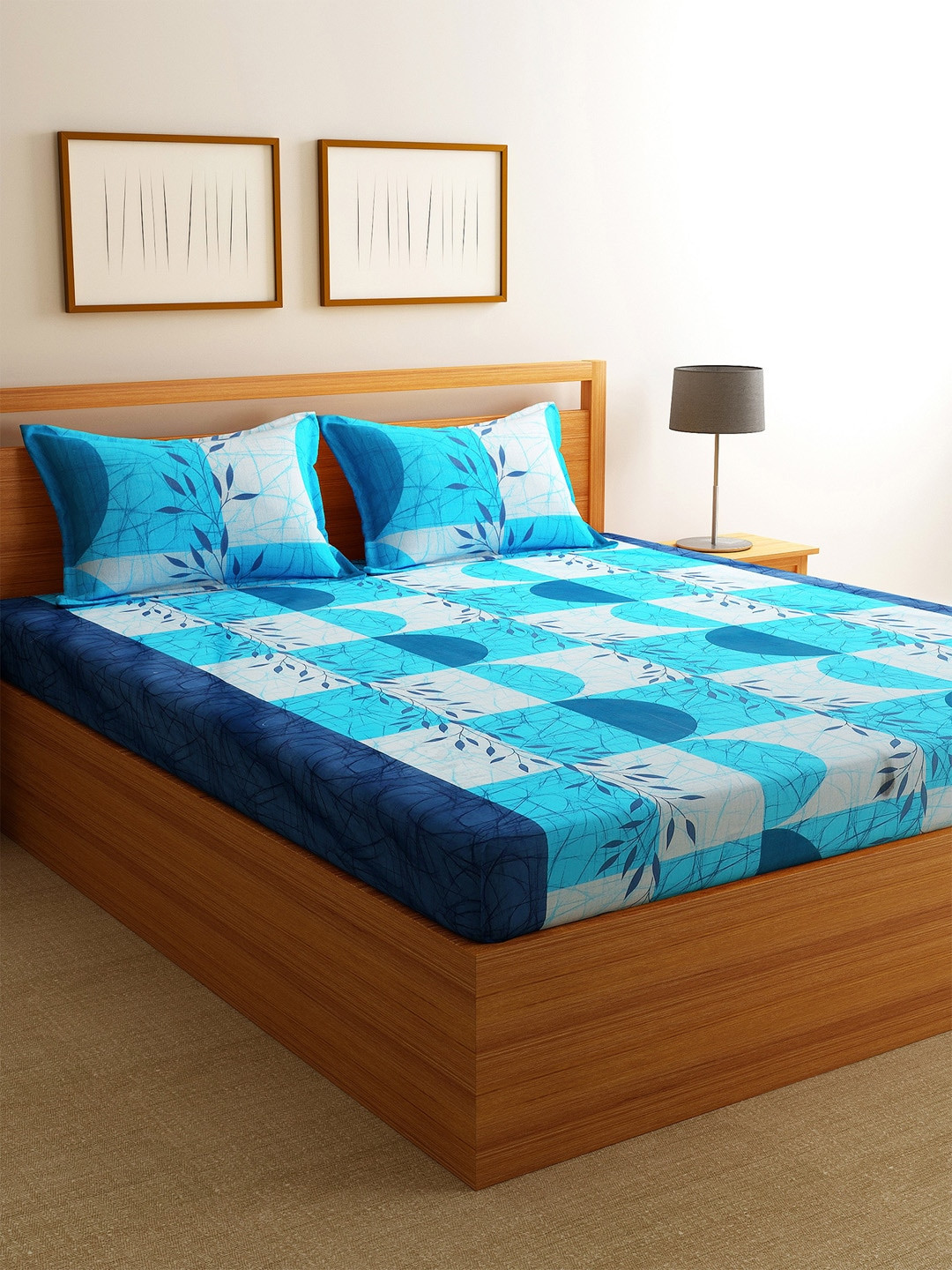 

Florida Blue & White Floral 144 TC Polycotton 1 Double King Bedsheet with 2 Pillow Covers