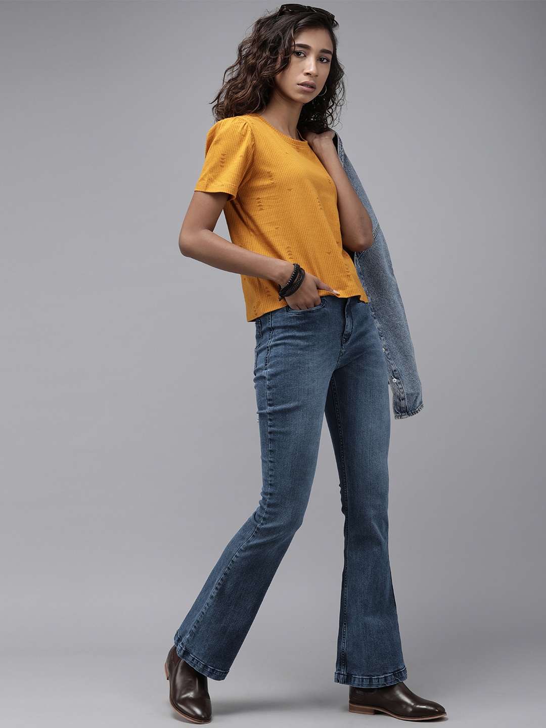

Roadster Women Blue Bootcut Fit High-Rise Light Fade Stretchable Jeans