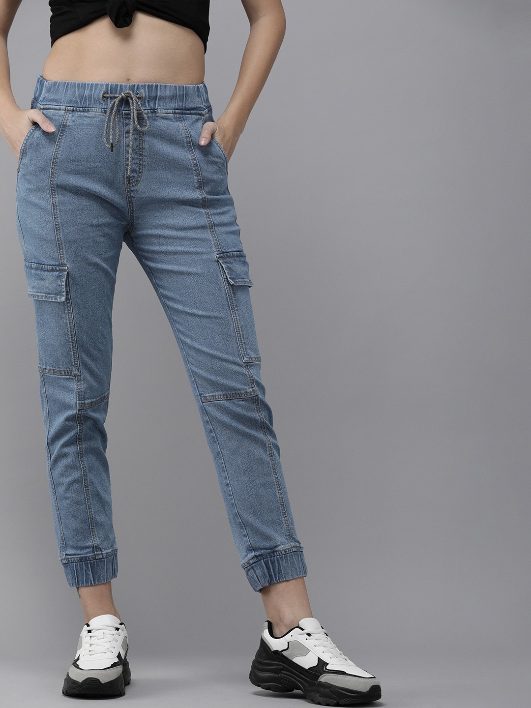 

Roadster X Discovery Adventures Women Blue Slim Fit Water Repellent Finish Jogger Jeans