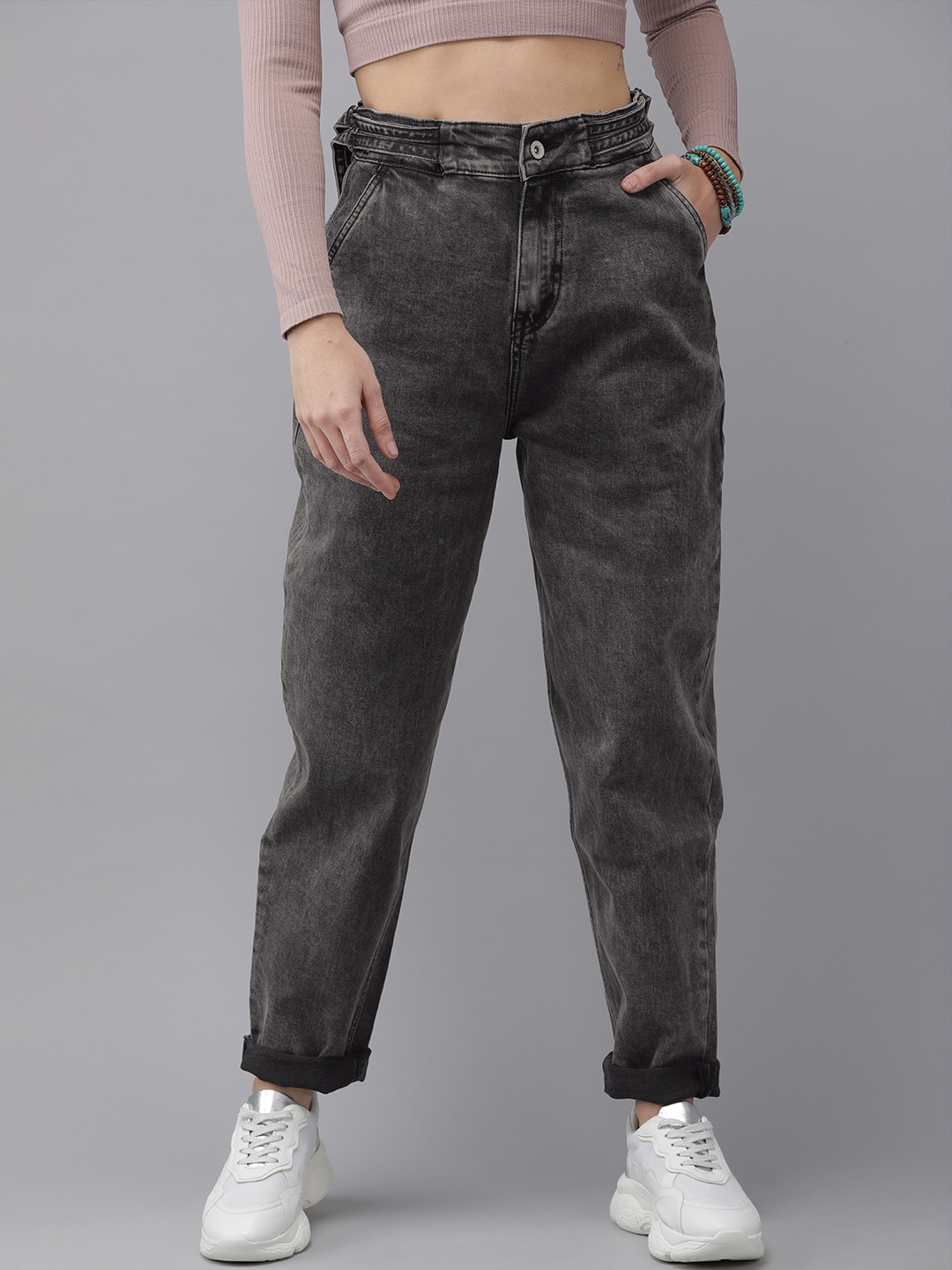 

Roadster Women Grey Boyfriend Fit High-Rise Light Fade Stretchable Jeans