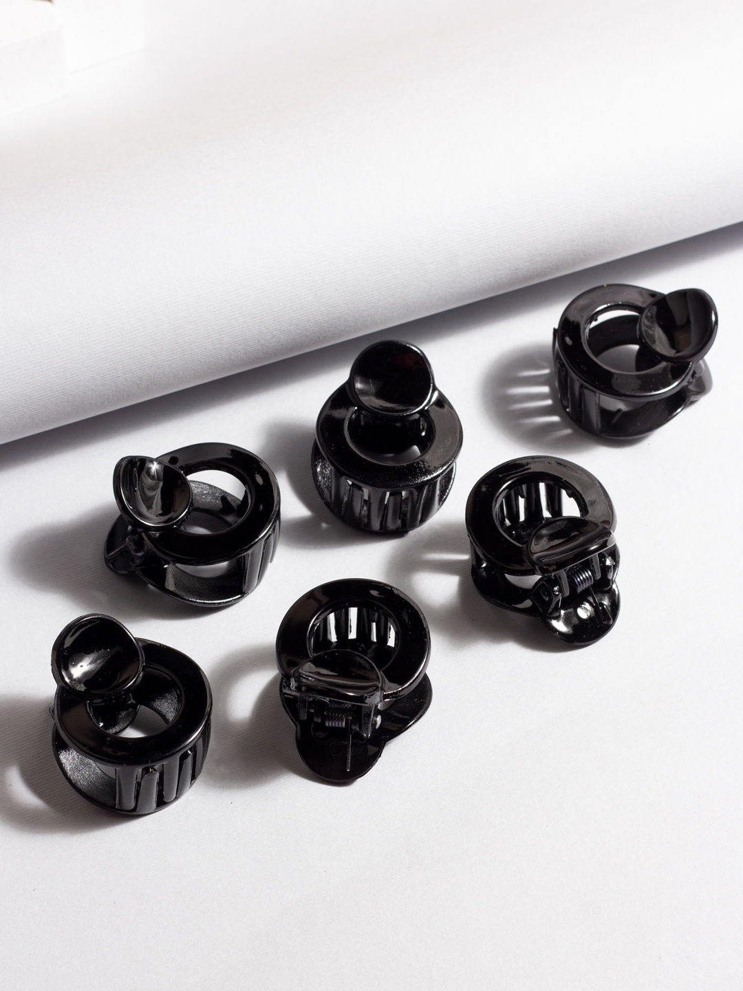 

AccessHer Black Claw Clip