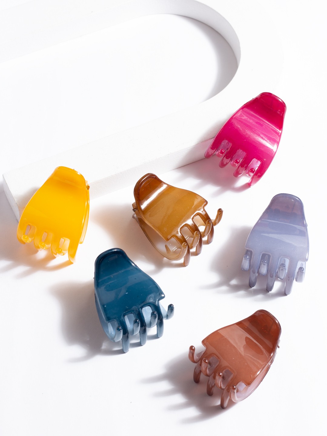 

AccessHer Women Set Of 6 Multicoloured Acrylic Claw Clips, Multi
