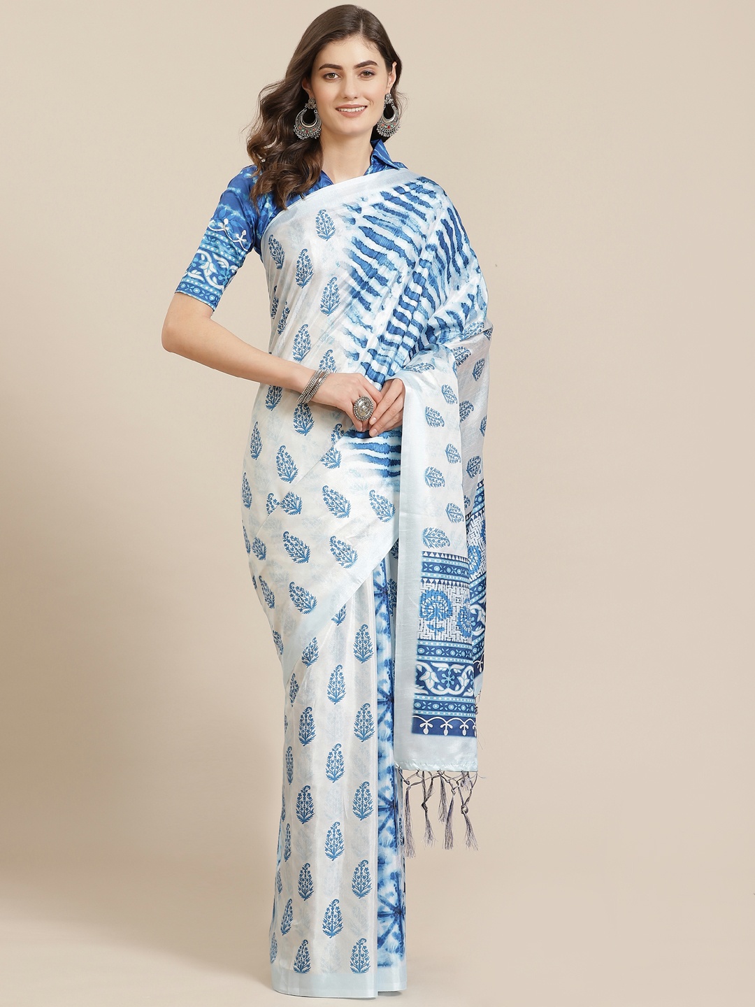 

Mitera White & Blue Printed Bagru Saree