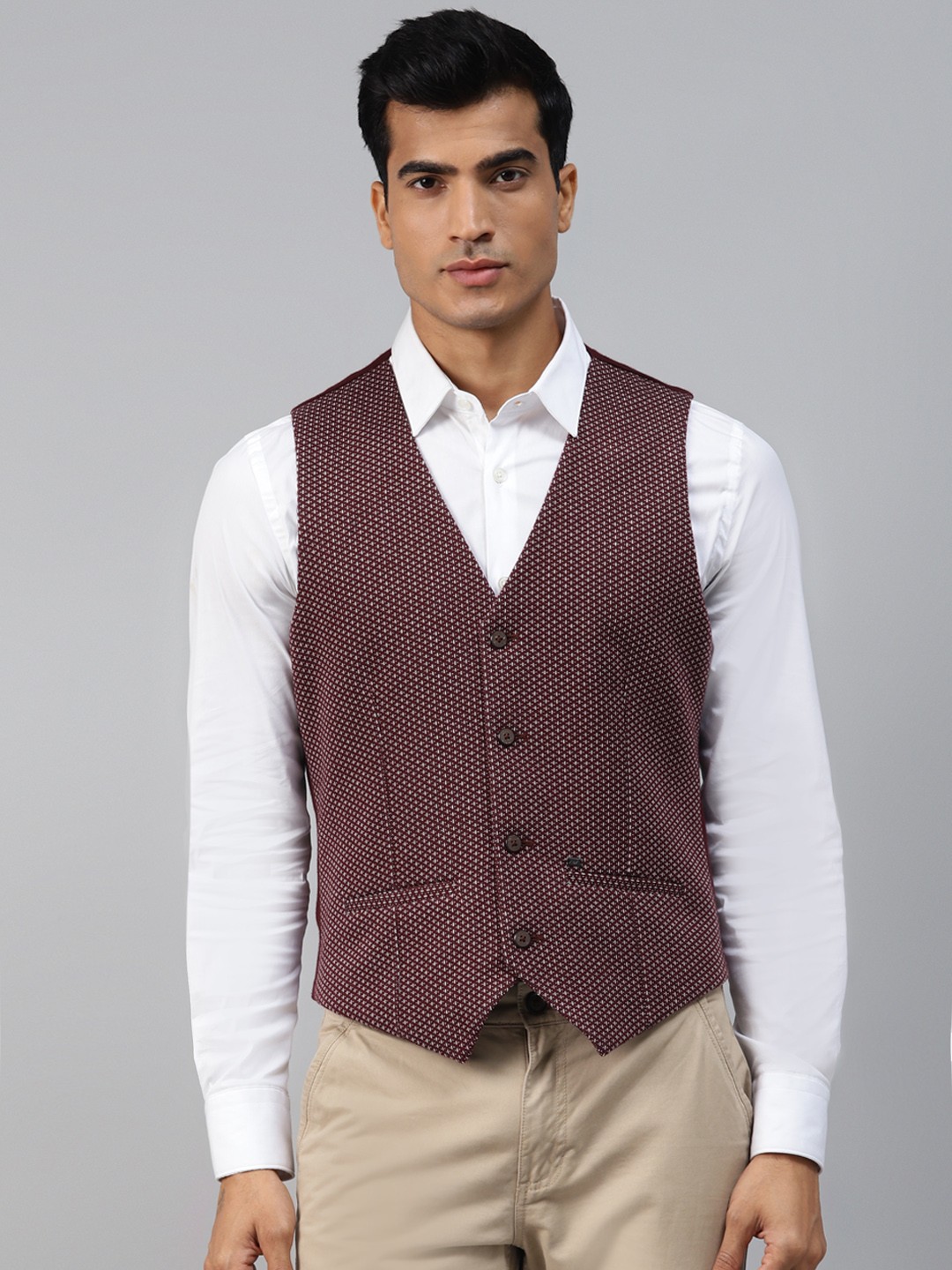 

Blackberrys Men Burgundy & White Woven Design Slim Fit Waistcoat