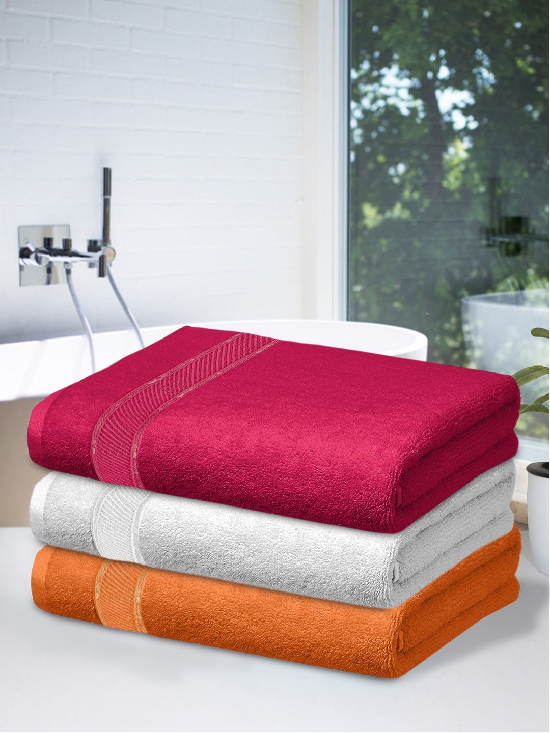 

Kuber Industries Set Of 3 Solid 500 GSM Bath Towels, Maroon
