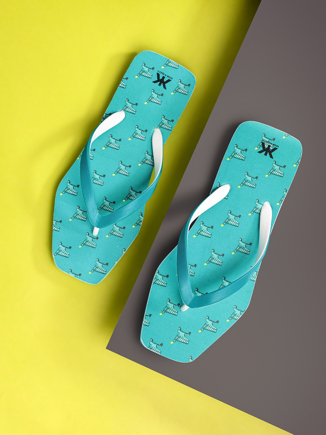 

Kook N Keech Women Sea Green & Black Printed Thong Flip-Flops