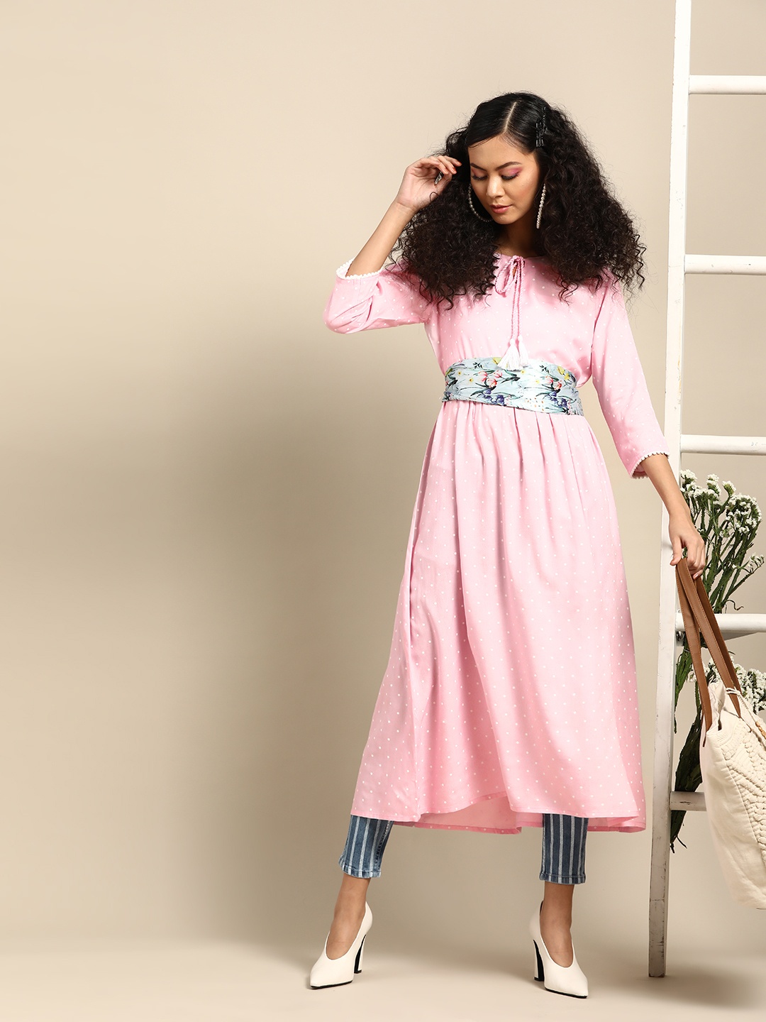 

Varanga Women Pink & White Polka Dots Printed Kurta