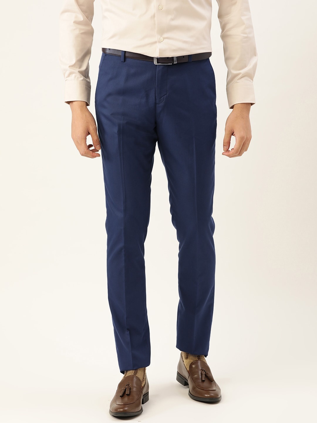 

INVICTUS Men Blue Solid Formal Trousers