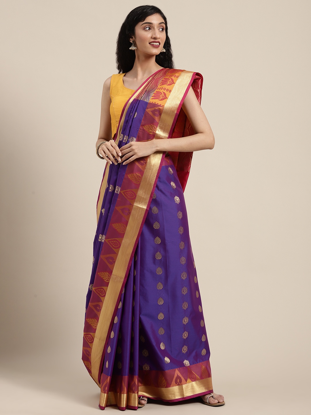 

Mitera Violet & Gold-Toned Art Silk Woven Design Kanjeevaram Saree