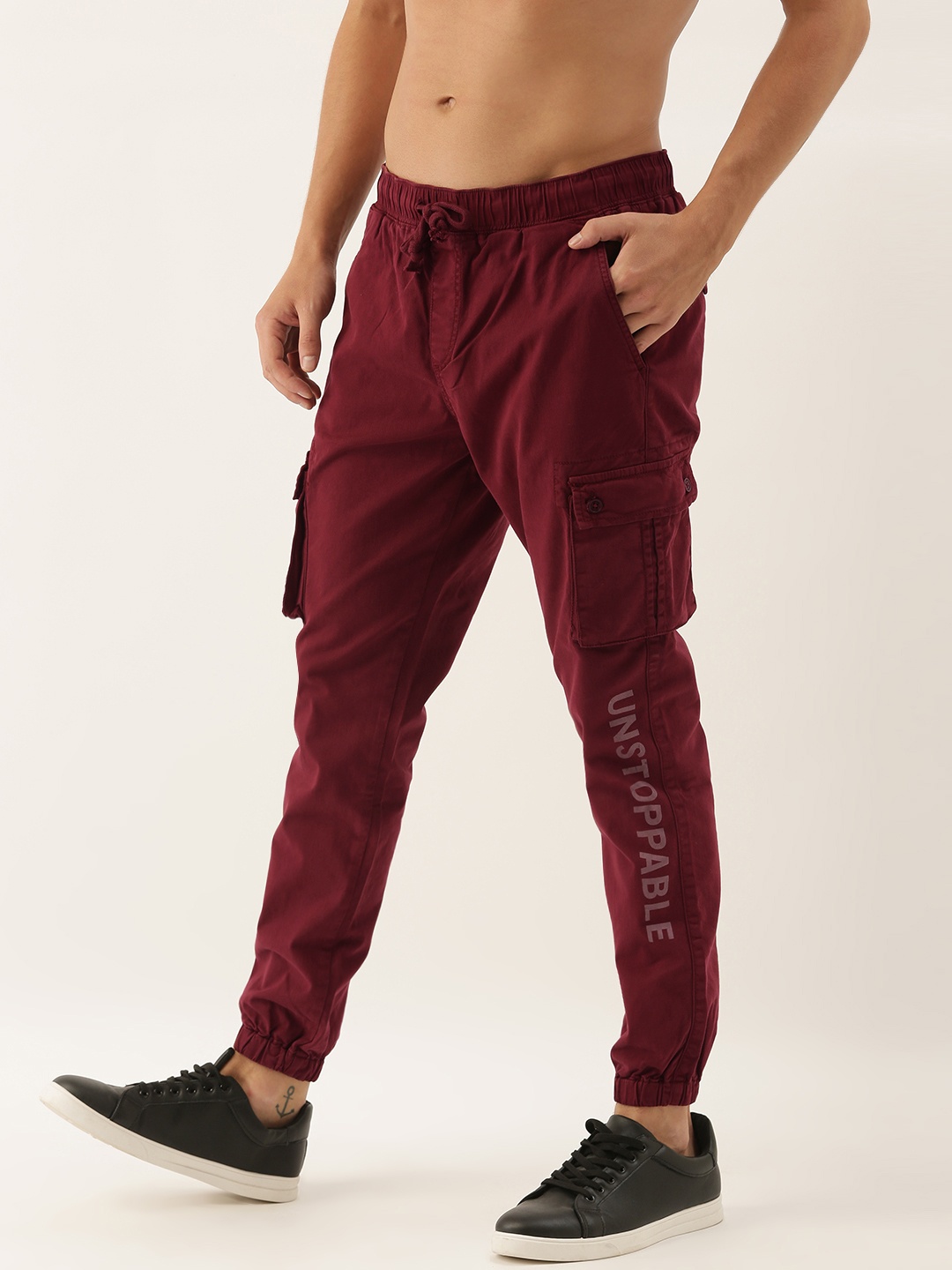 

Moda Rapido Men Maroon Solid Cargos