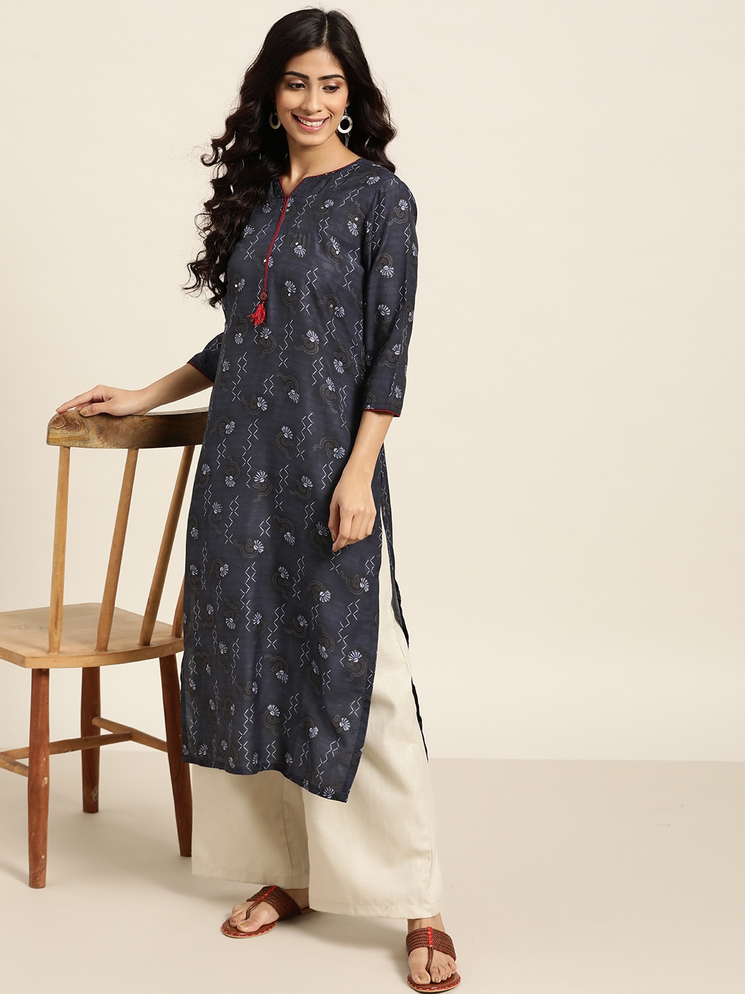 

Sangria Women Navy Blue & White Ethnic Motifs Printed Sequins Kurta