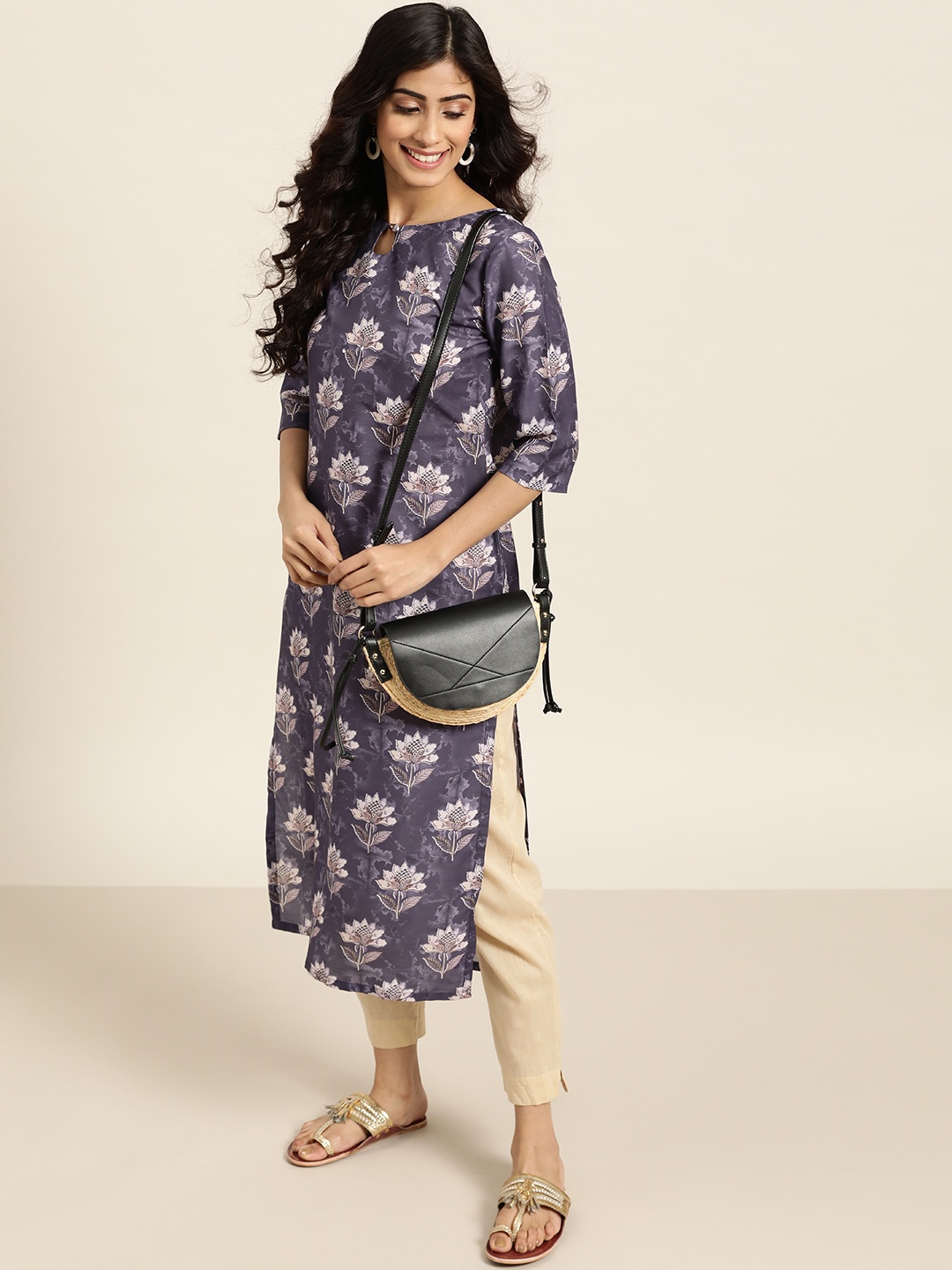 

Sangria Women Navy Blue & White Ethnic Motifs Printed Keyhole Neck Kurta