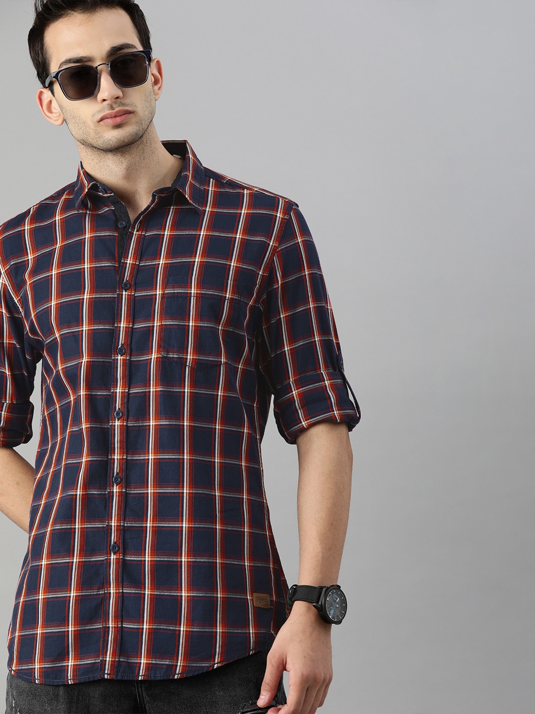 

Roadster Men Navy Blue & Red Tartan Checks Casual Shirt