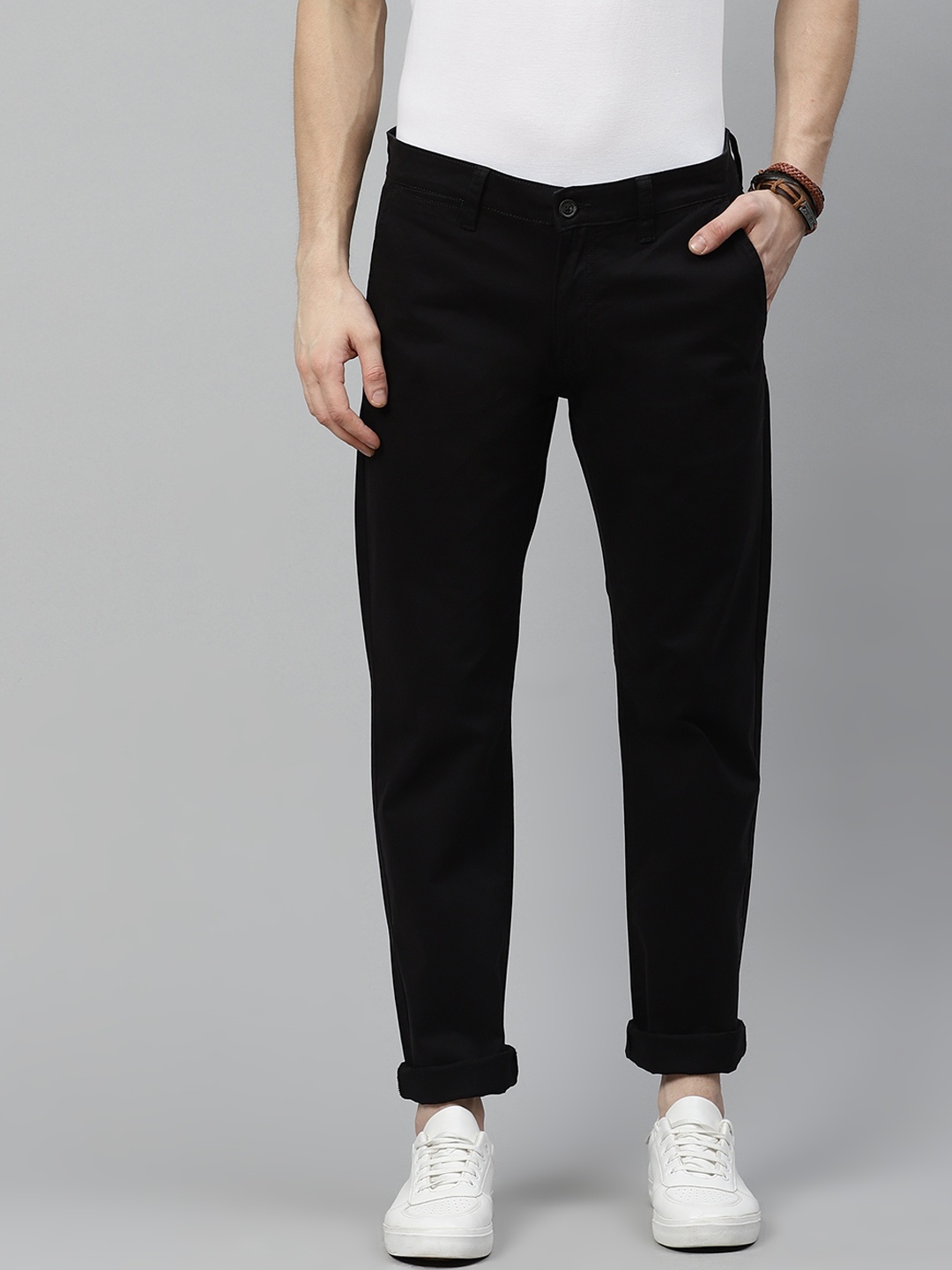 

Nautica Men Black Solid Slim Fit Chinos