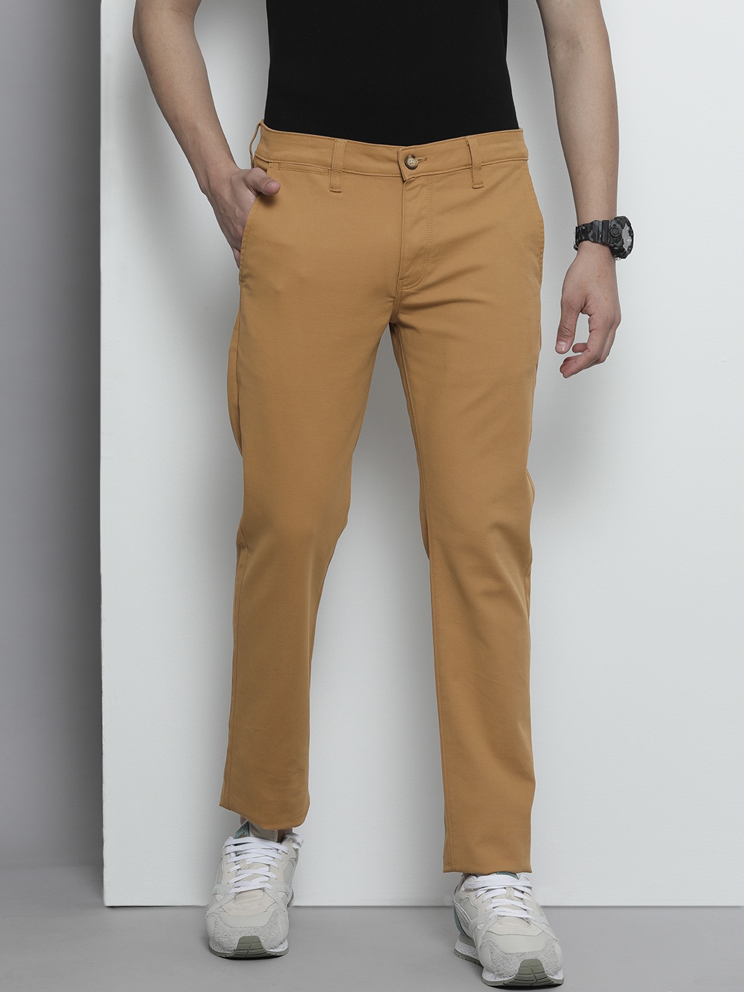 

Nautica Men Brown Slim Fit Trousers