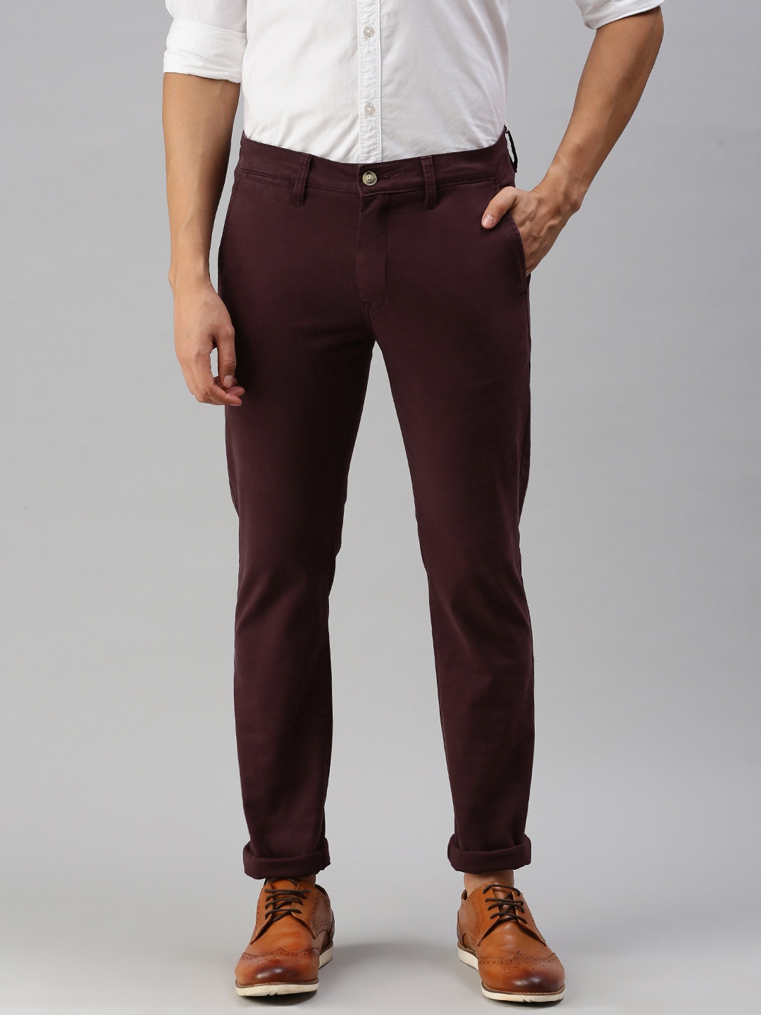 

Nautica Men Maroon Solid Slim Fit Regular Mid-Rise Trousers