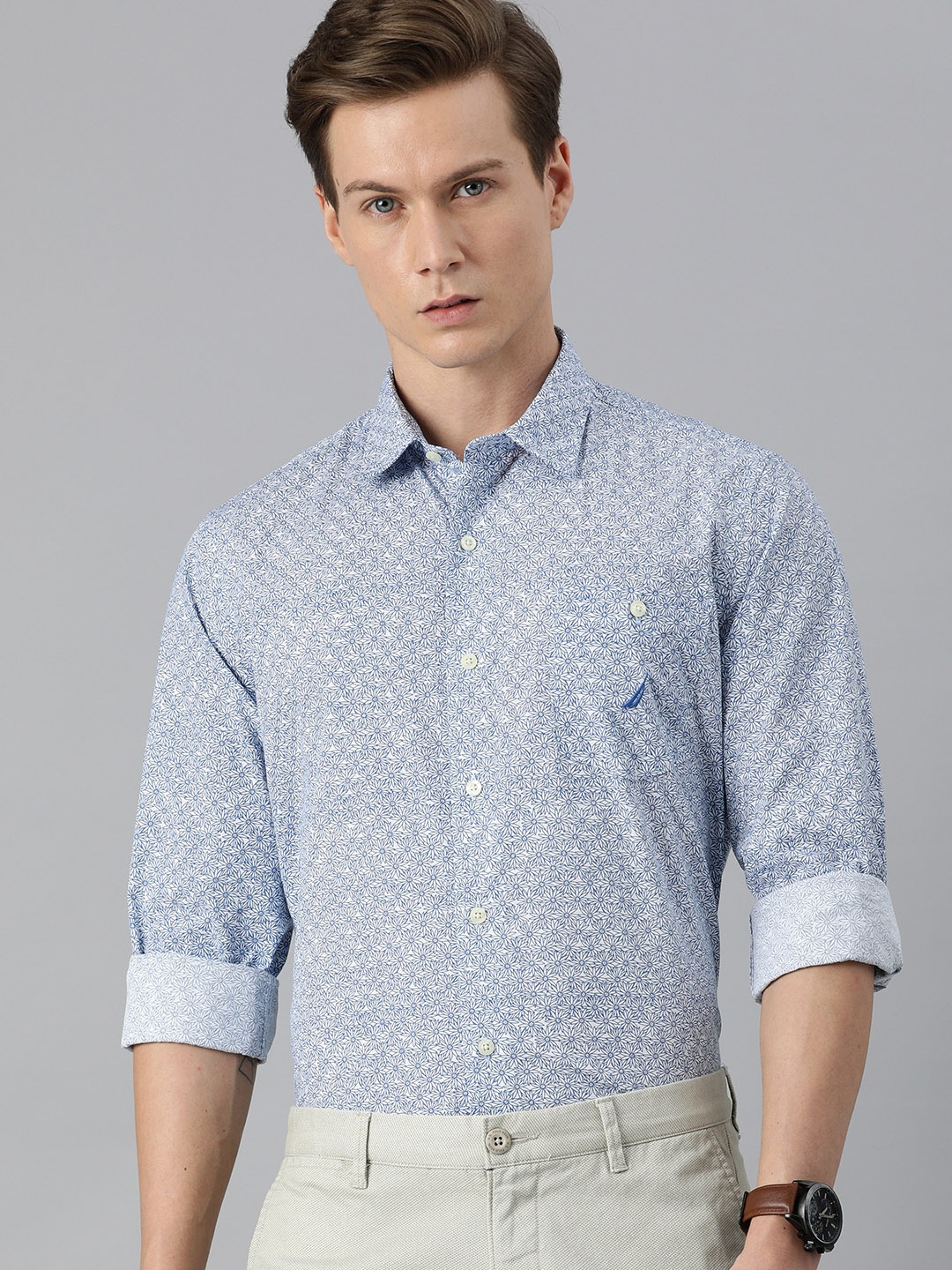 

Nautica Men Blue Slim Fit Floral Printed Smart Casual Shirt