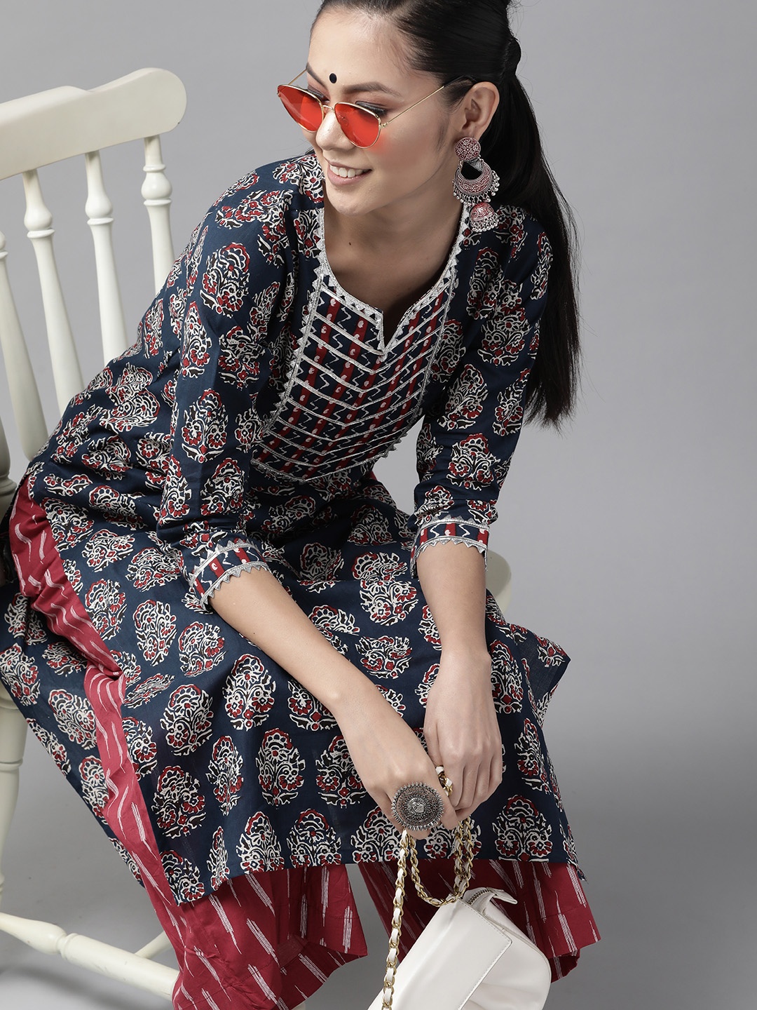 

Indo Era Women Navy Blue & Off White Ethnic Motifs Printed Indigo Straight Kurta