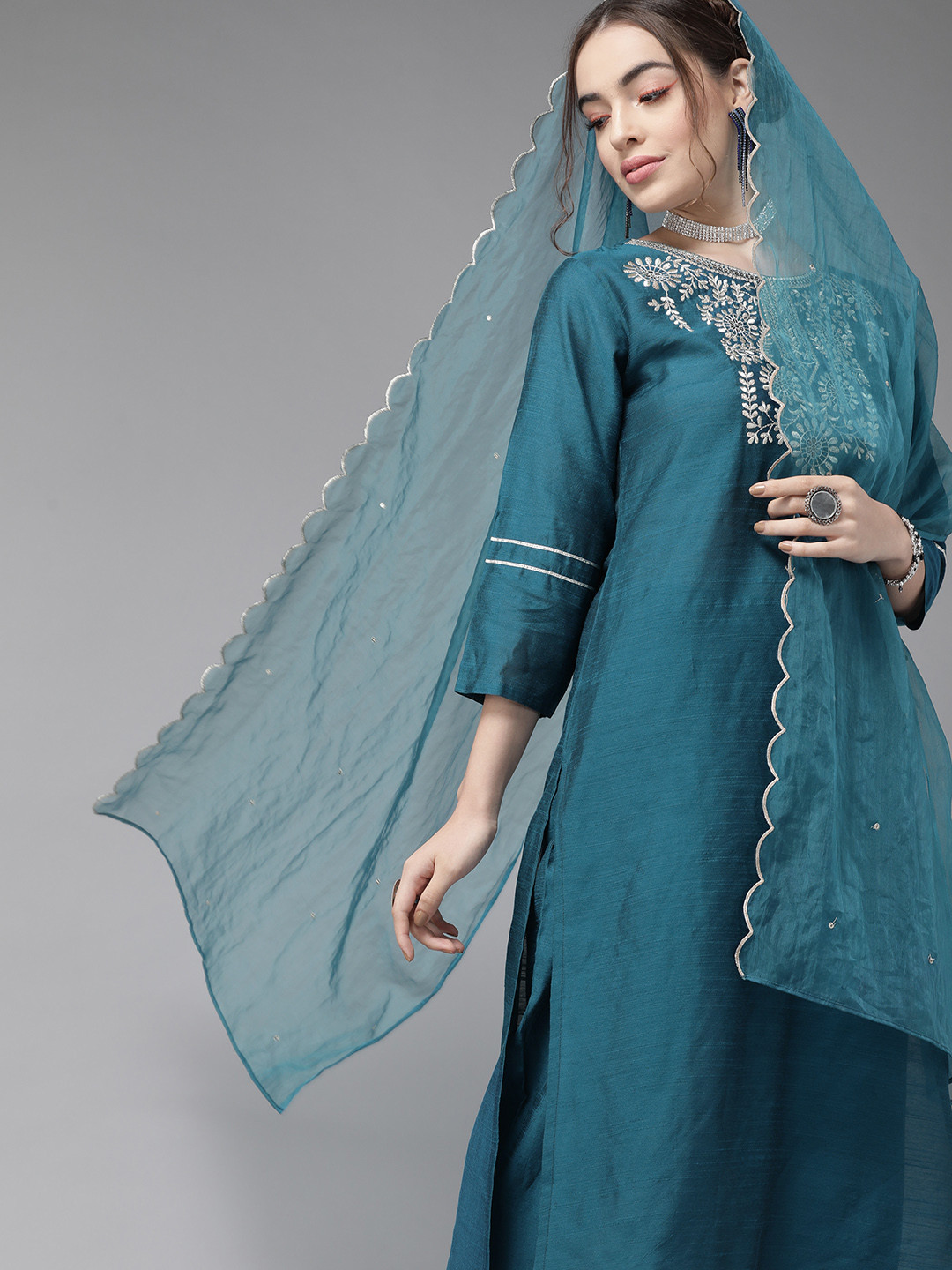 

Varanga Tranquil Teal Yoke Design Kurta Set