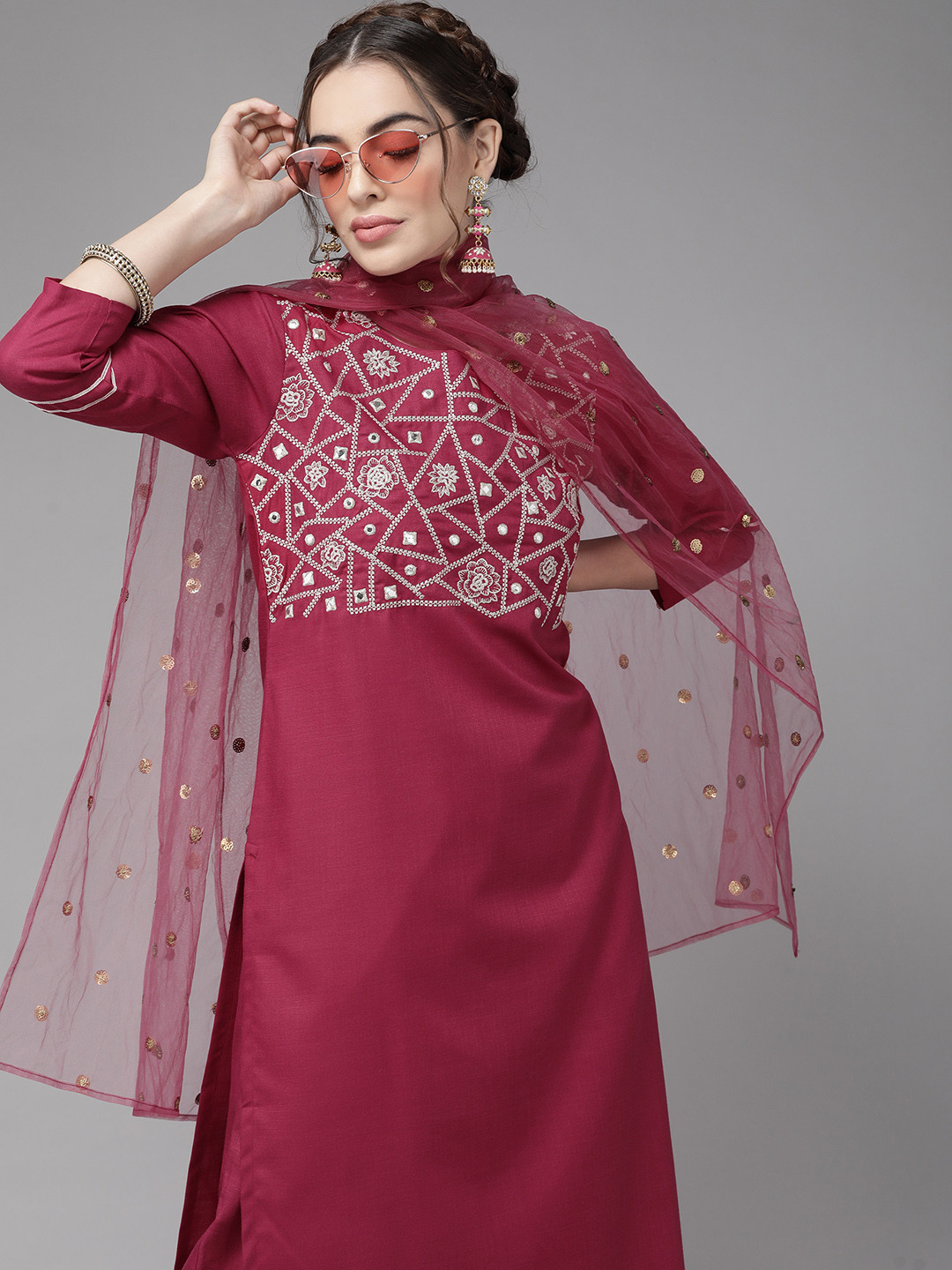 

Varanga Striking Magenta Yoke Design Kurta Set