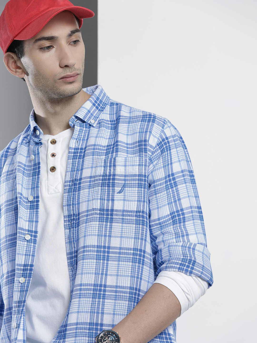 

Nautica Men White & Blue Checked Classic Fit Casual Shirt