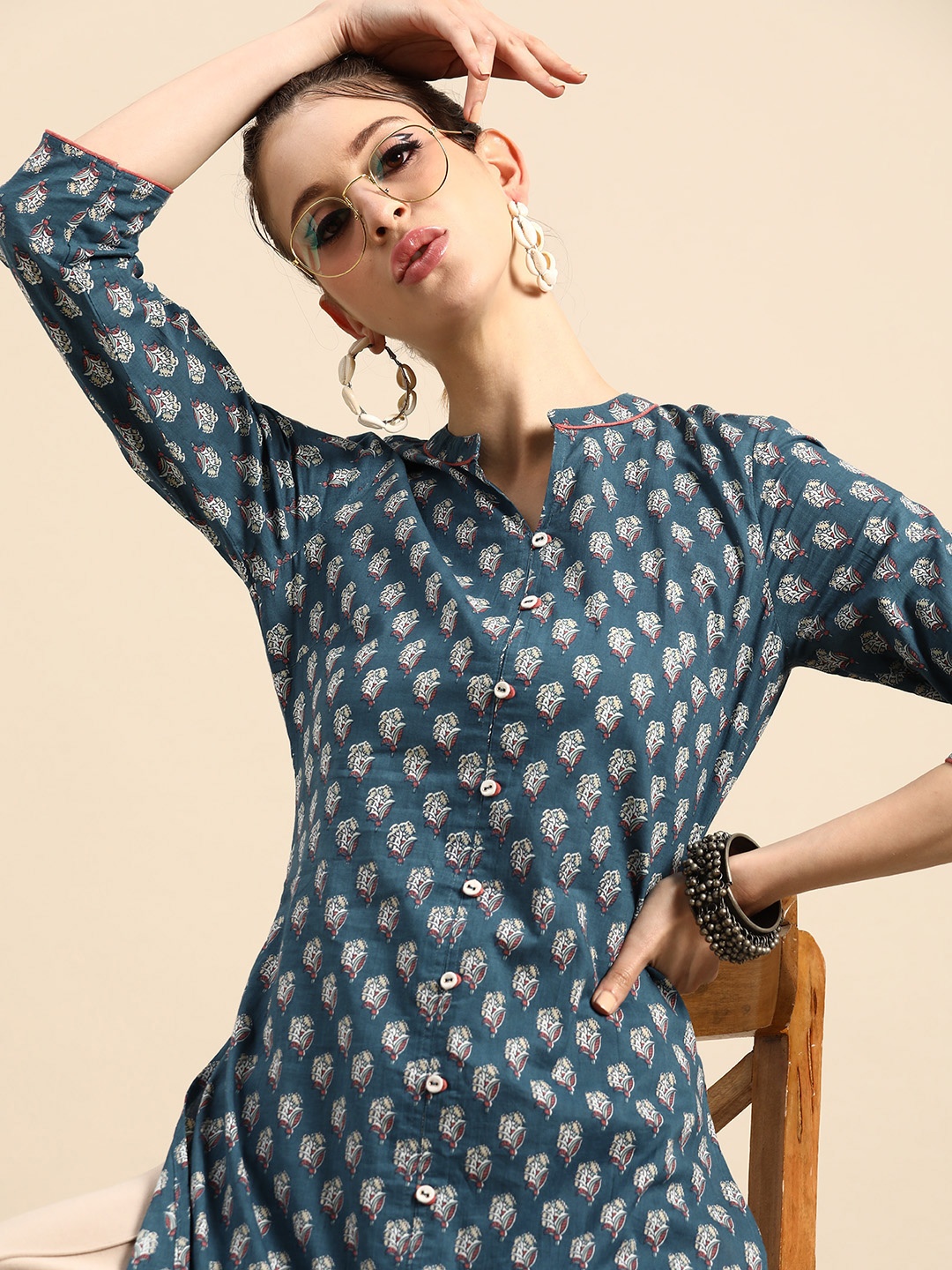 

RANGMAYEE Women Teal Blue & White Ethnic Motifs Printed Straight Kurta