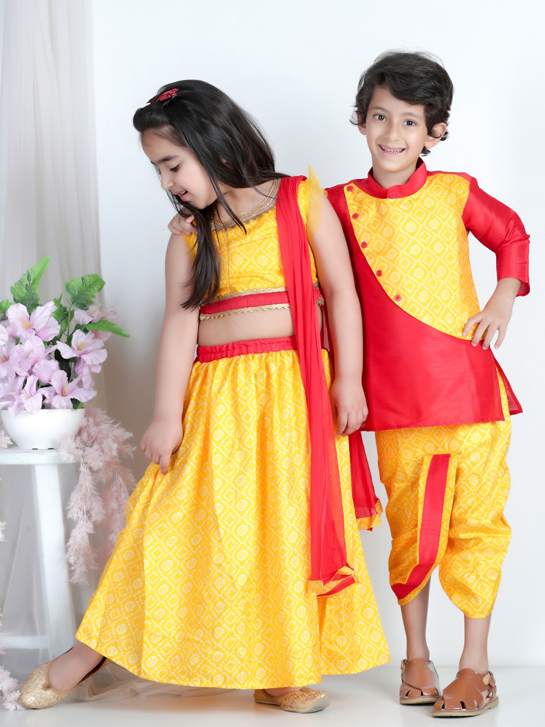 

BownBee Girls Yellow & Red Printed Ready to Wear Lehenga & Blouse with Dupatta