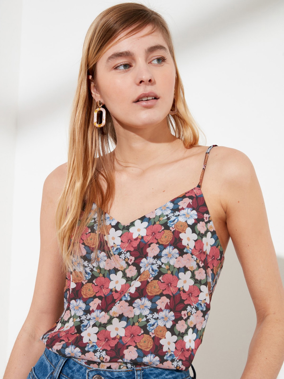 

Trendyol Women Black Red Floral Printed Top