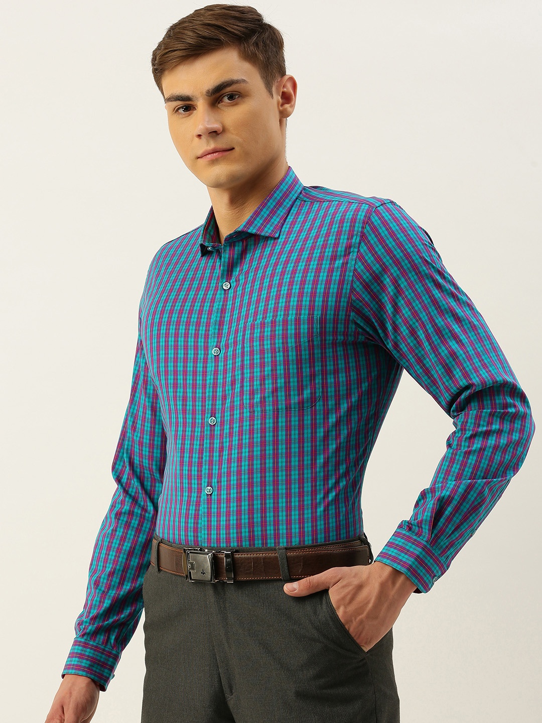 

Peter England Men Magenta & Blue Slim Fit Checked Formal Shirt