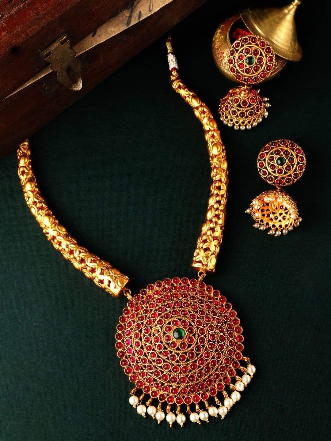 

Rubans Gold-Plated Red & Green Stone-Studded Beaded Handcrafted Jewellery Set