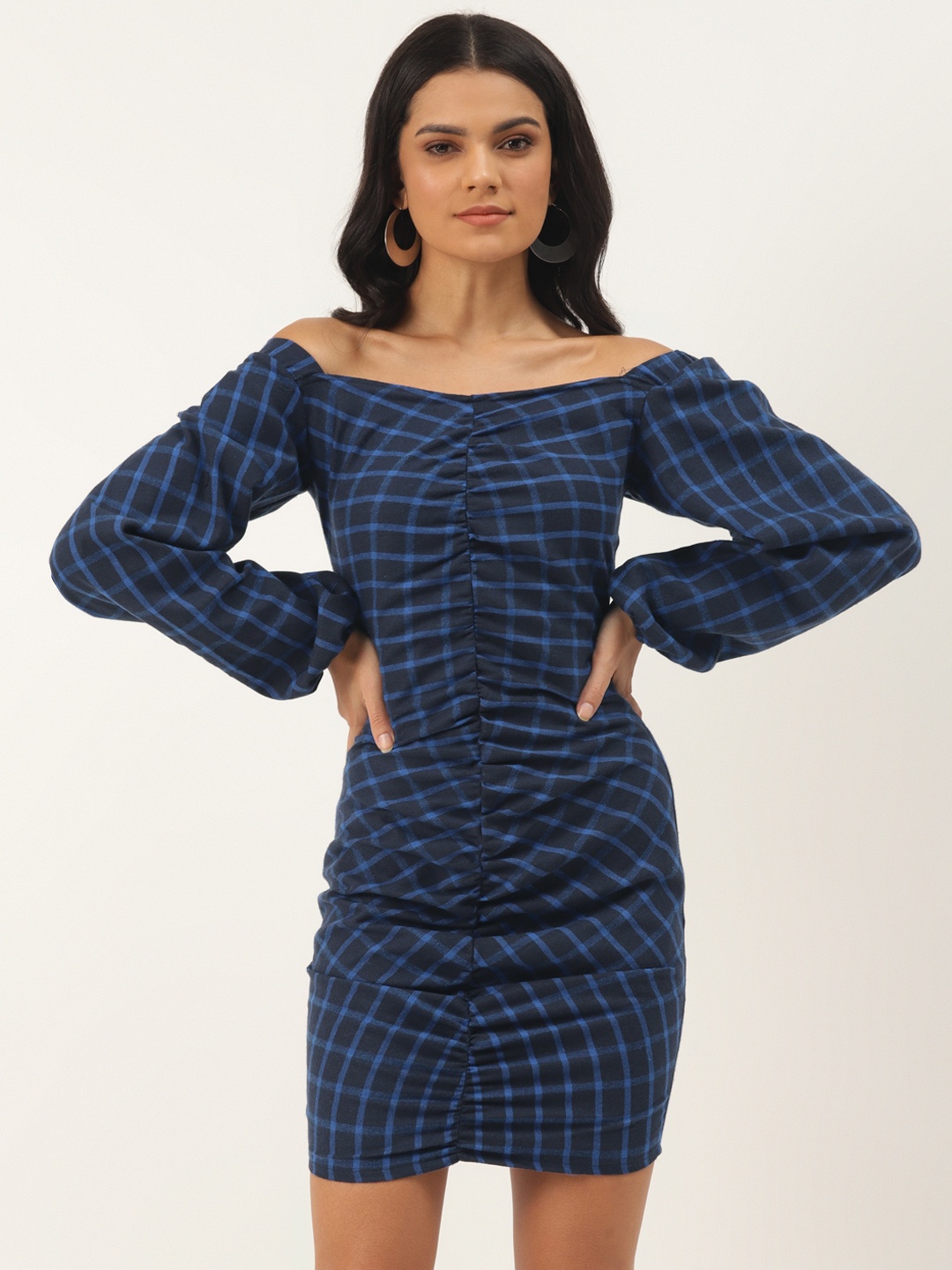 

Trendyol Women Blue Off-Shoulder Checked Ruched Bodycon Dress