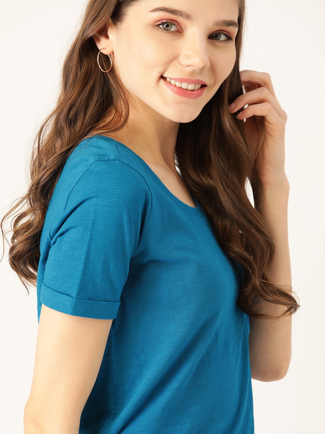 

DressBerry Women Teal Blue Solid Round Neck T-shirt
