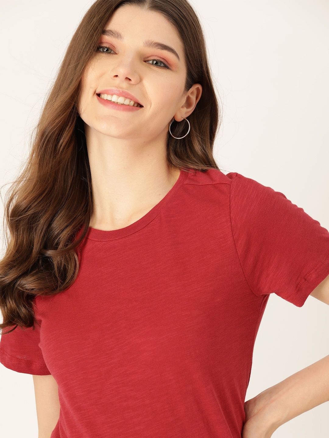 

DressBerry Women Maroon Pure Cotton Solid Round Neck T-shirt