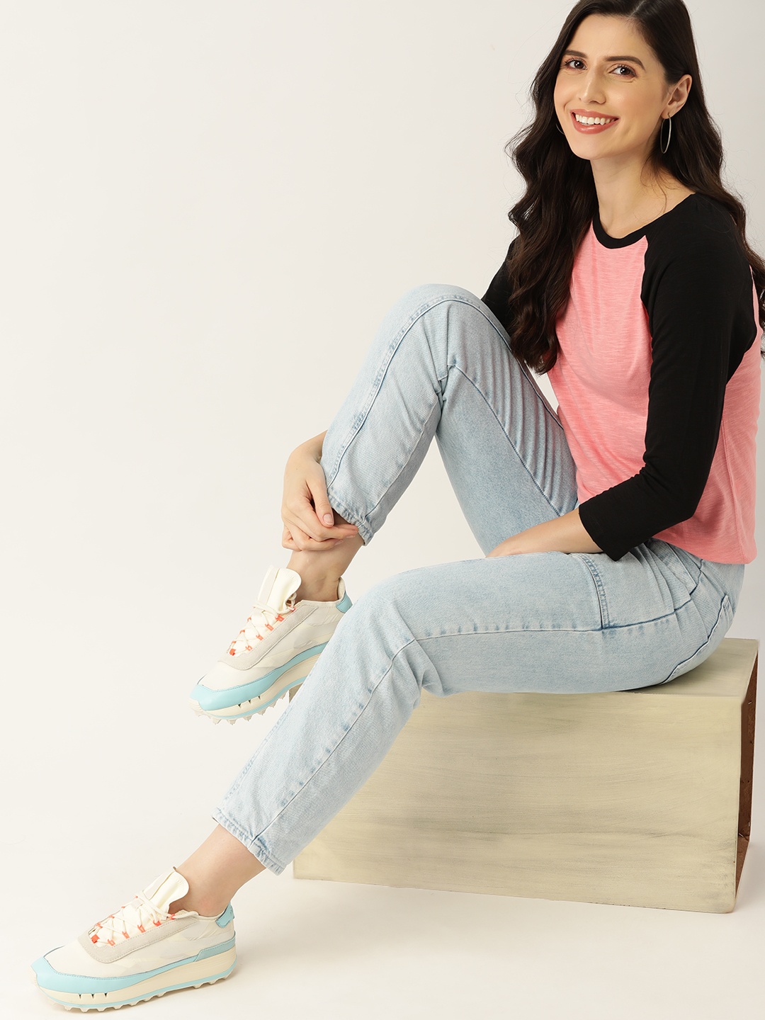 

DressBerry Women Pink Solid Cotton Colourblock T-shirt