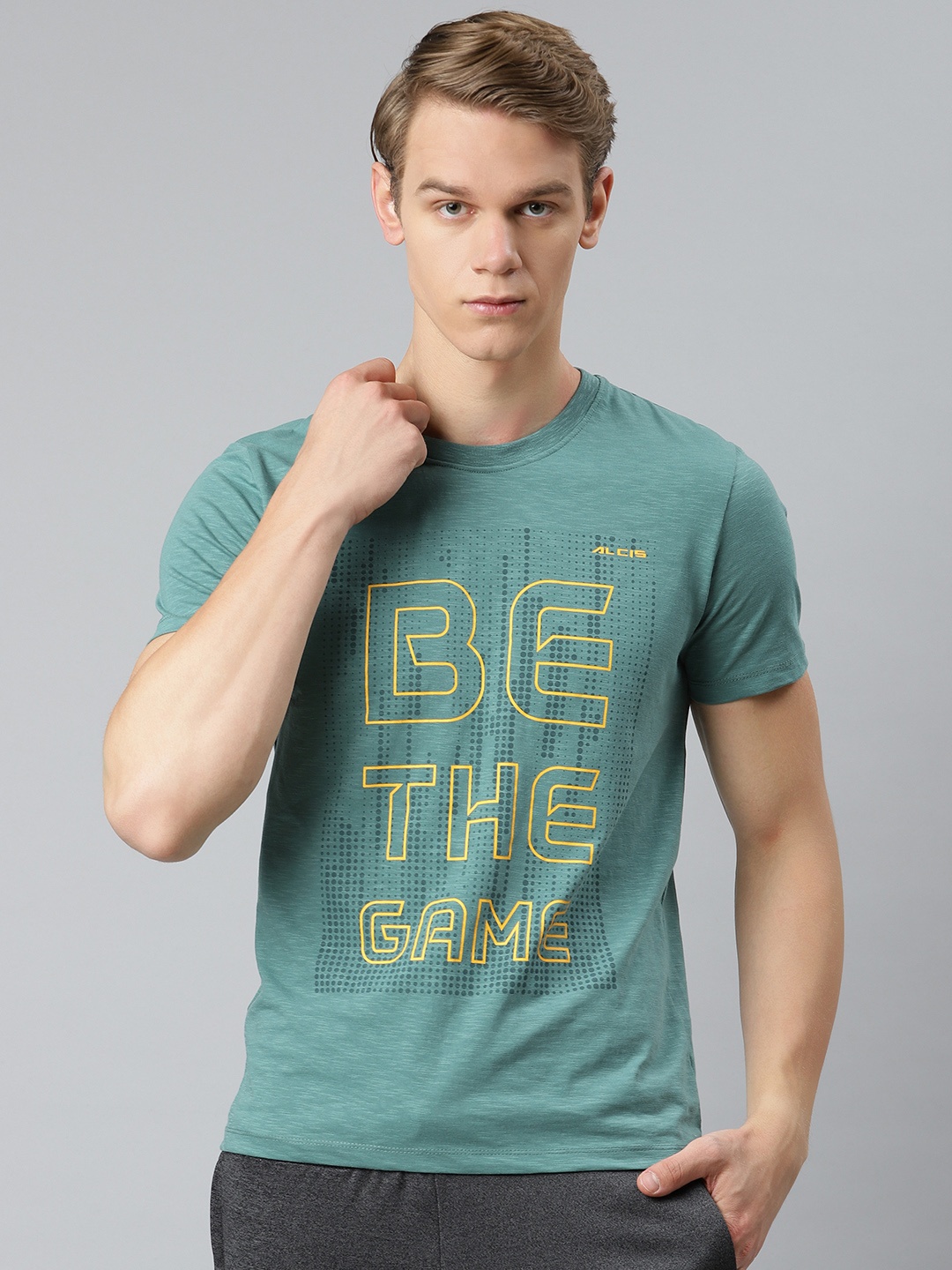 

Alcis Men Green & Yellow Typography Printed T-shirt