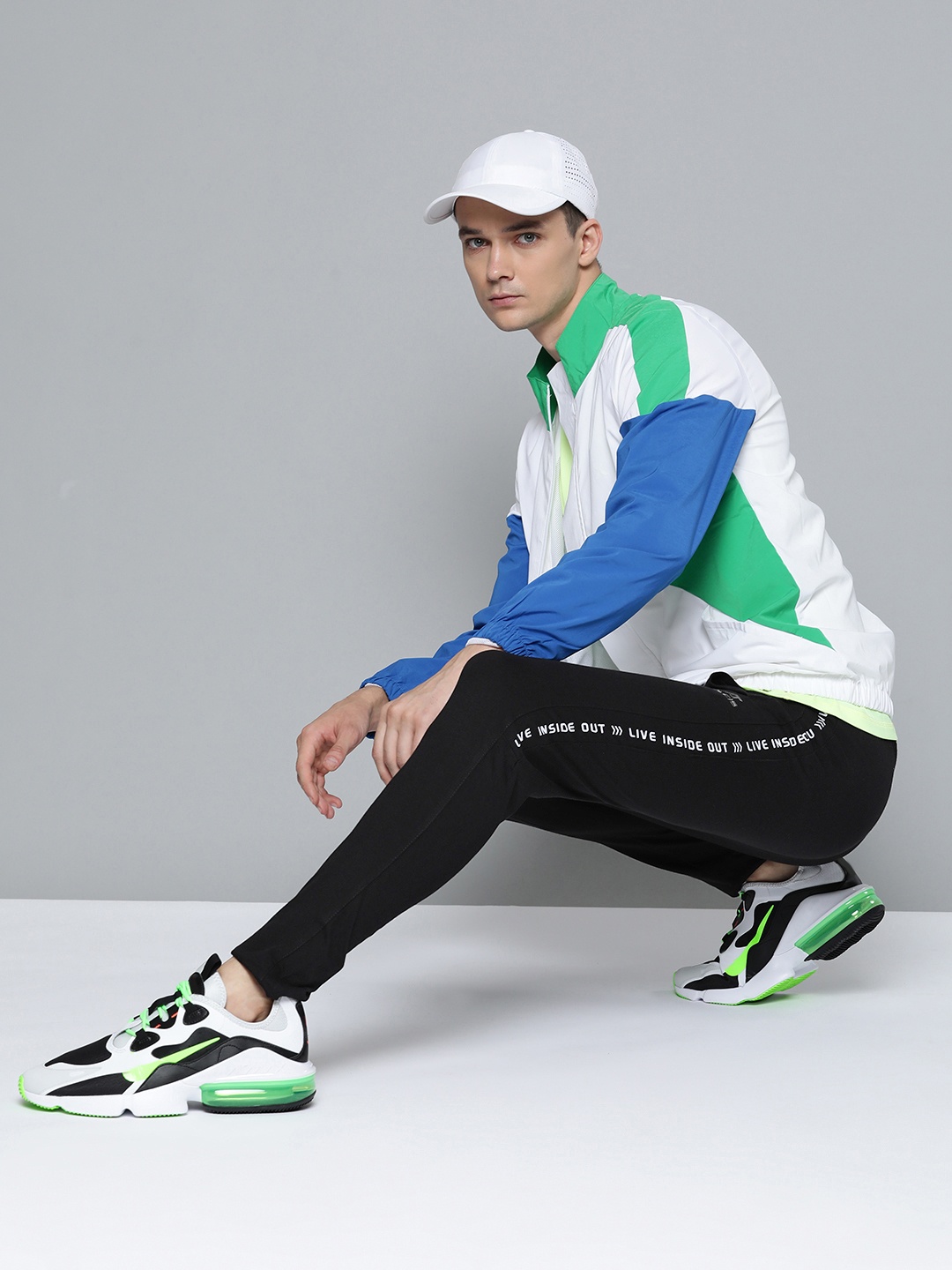 

Alcis Men Black Solid Track Pants