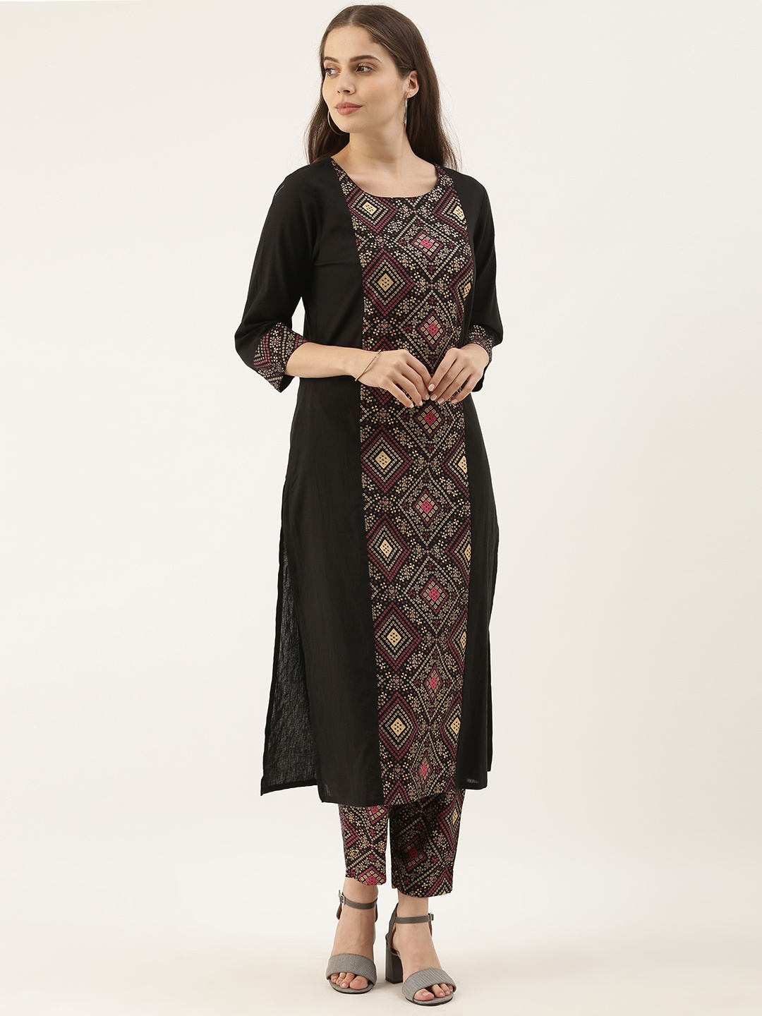 

Sangria Women Black Bandhani Printed Pure Cotton Kurta with Trousers