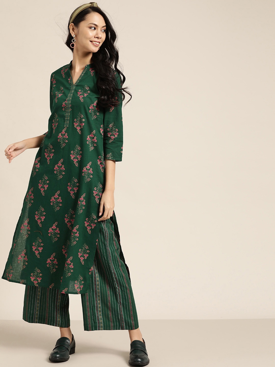 

Sangria Women Green Ethnic Motifs Printed Pure Cotton Kurta with Palazzos