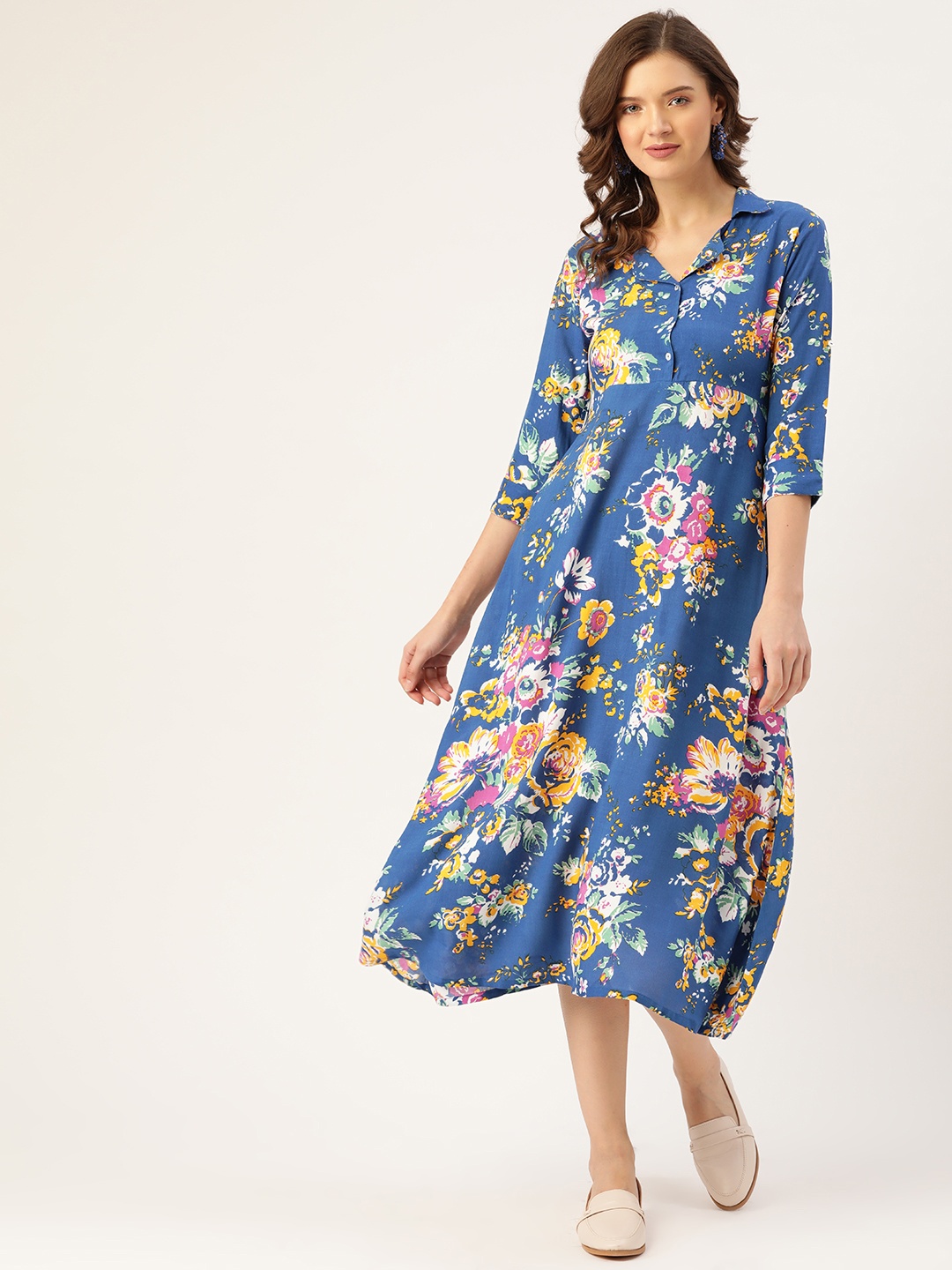 

Sangria Blue & White Floral A-Line Midi Dress