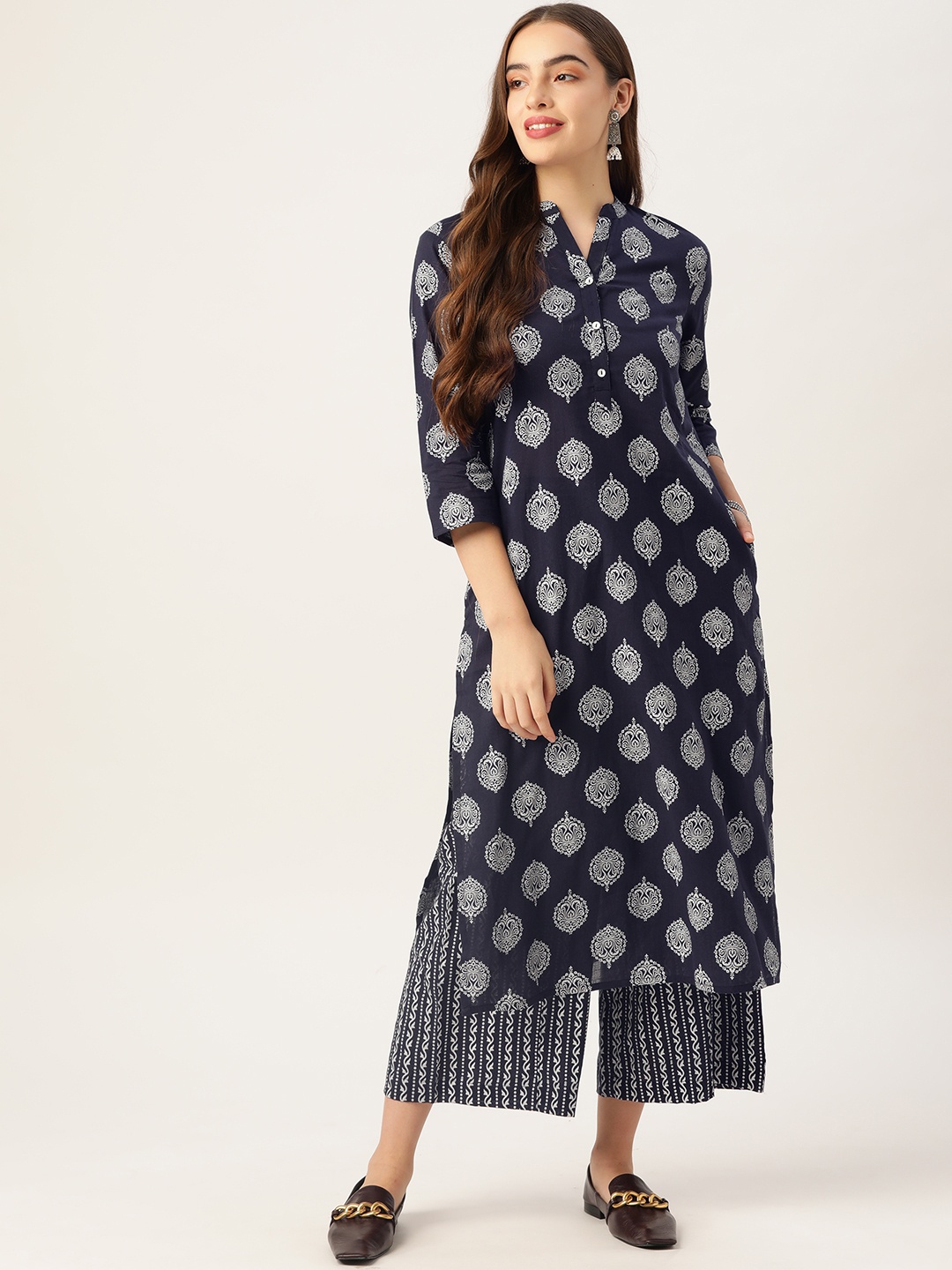 

Sangria Women Navy Blue & White Pure Cotton Printed Kurta with Palazzos