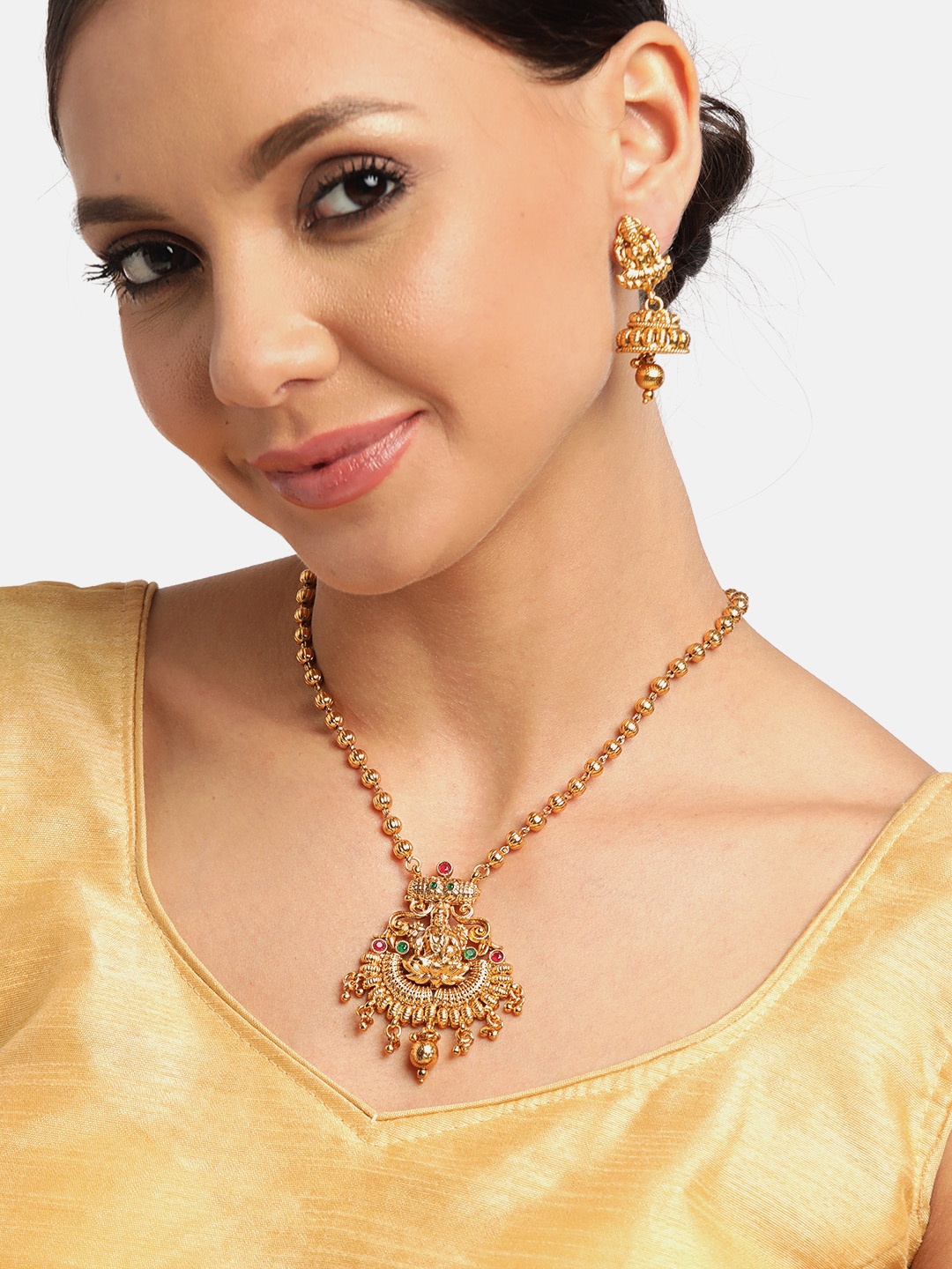 

JEWELS GEHNA Maroon & Green Gold-Plated Stone Studded Handcrafted Temple Jewellery Set